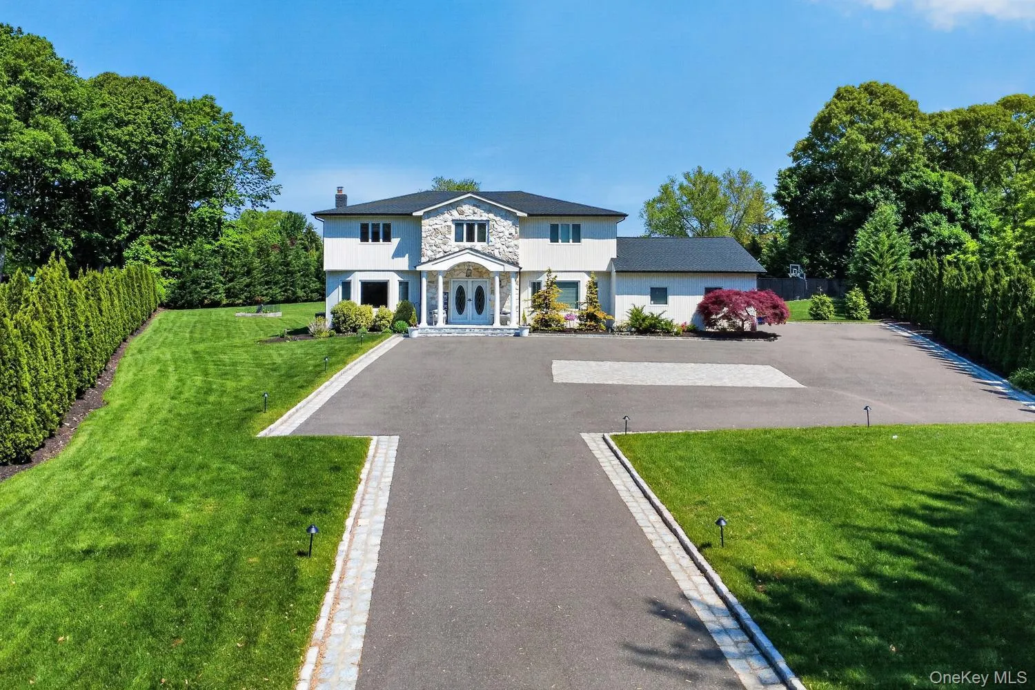 4 Cropley Court, Huntington, NY, 5 Bedrooms Bedrooms, 13 Rooms Rooms,3 BathroomsBathrooms,Residential,For Rent,Cropley,0,1002289 4 Cropley Court, Huntington, NY, 5 Bedrooms Bedrooms, 13 Rooms Rooms,3 BathroomsBathrooms,Residential,For Rent,Cropley,0,1002289