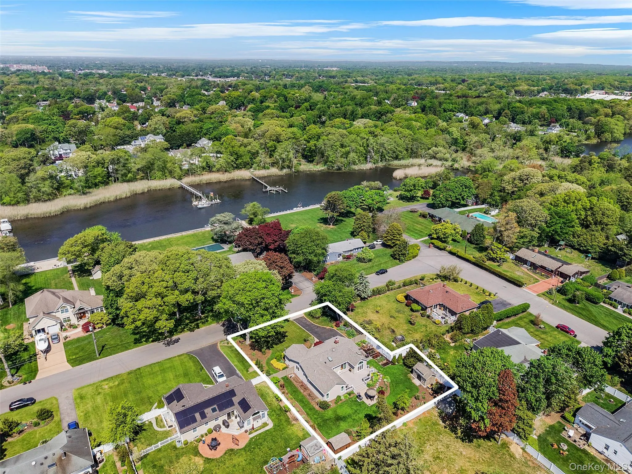 15 Evergreen Lane, Brookhaven, NY, 3 Bedrooms Bedrooms, 7 Rooms Rooms,2 BathroomsBathrooms,Residential,For Rent,Evergreen,0,1002291 15 Evergreen Lane, Brookhaven, NY, 3 Bedrooms Bedrooms, 7 Rooms Rooms,2 BathroomsBathrooms,Residential,For Rent,Evergreen,0,1002291