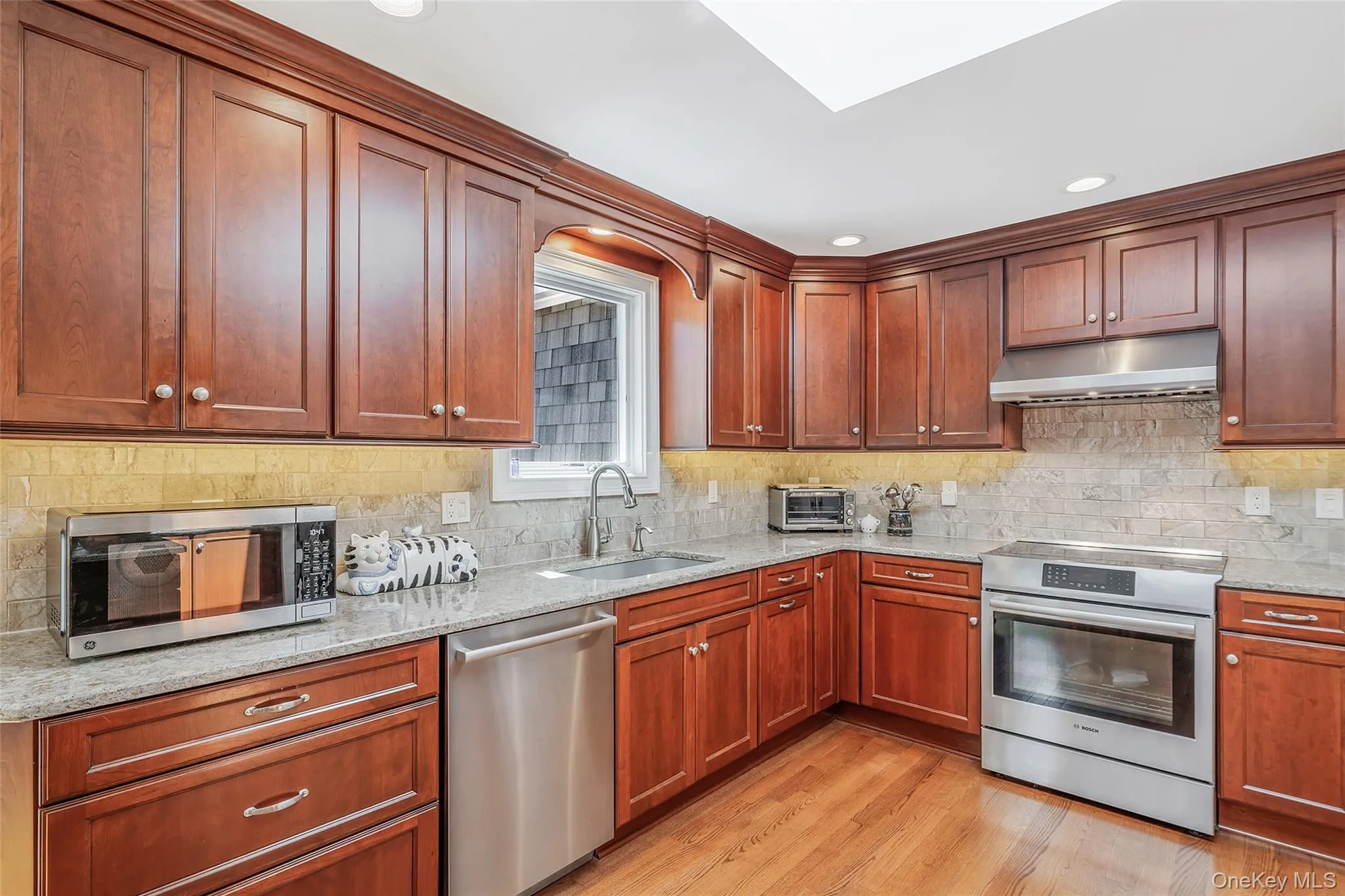 15 Evergreen Lane, Brookhaven, NY, 3 Bedrooms Bedrooms, 7 Rooms Rooms,2 BathroomsBathrooms,Residential,For Rent,Evergreen,0,1002291 15 Evergreen Lane, Brookhaven, NY, 3 Bedrooms Bedrooms, 7 Rooms Rooms,2 BathroomsBathrooms,Residential,For Rent,Evergreen,0,1002291
