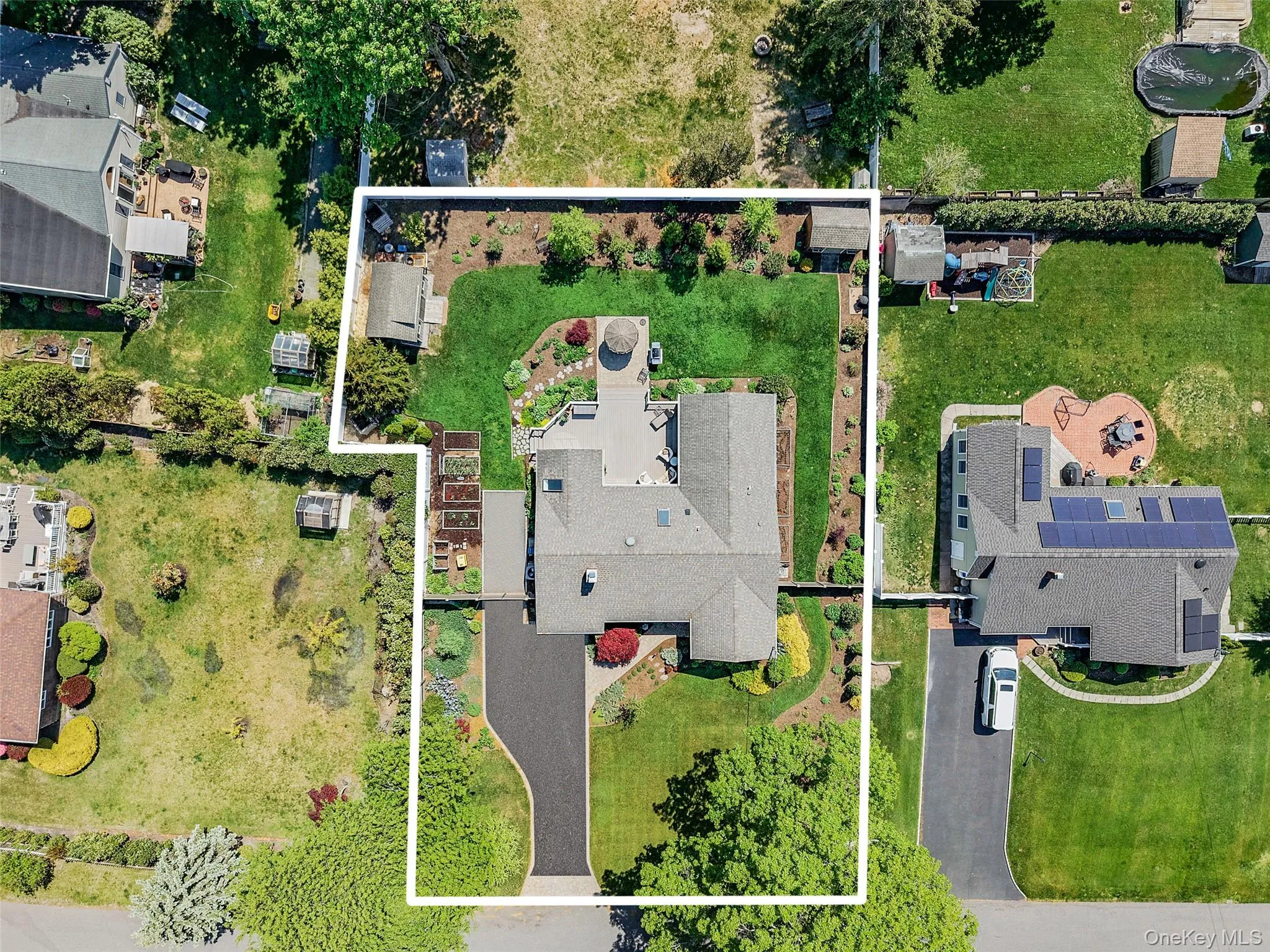 15 Evergreen Lane, Brookhaven, NY, 3 Bedrooms Bedrooms, 7 Rooms Rooms,2 BathroomsBathrooms,Residential,For Rent,Evergreen,0,1002291 15 Evergreen Lane, Brookhaven, NY, 3 Bedrooms Bedrooms, 7 Rooms Rooms,2 BathroomsBathrooms,Residential,For Rent,Evergreen,0,1002291