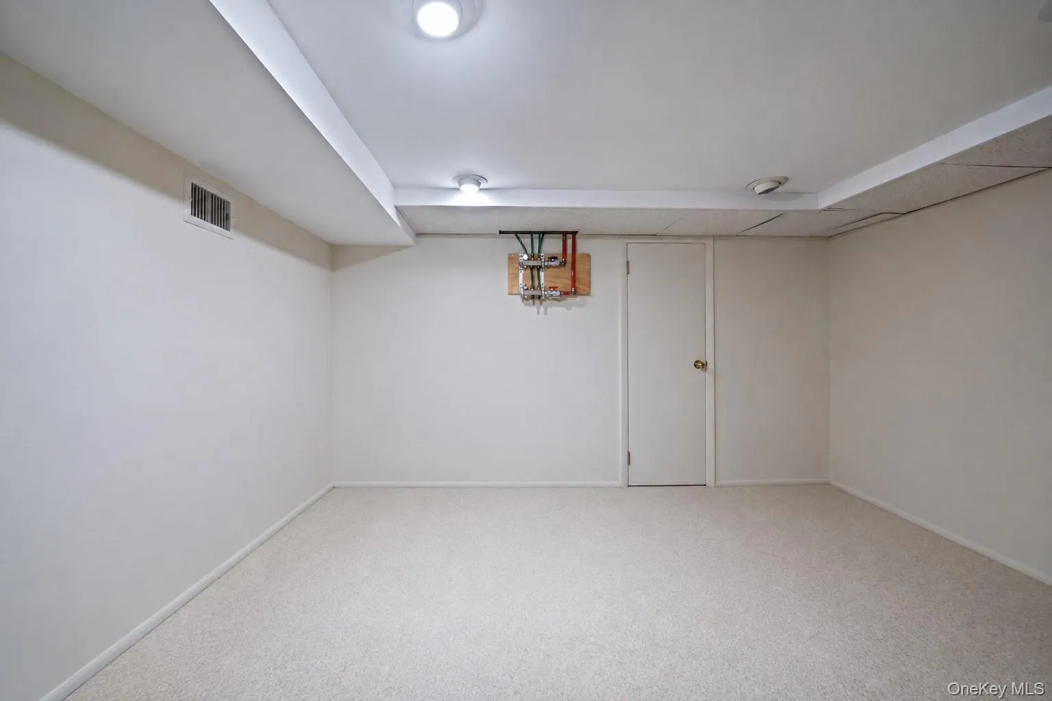 15 Evergreen Lane, Brookhaven, NY, 3 Bedrooms Bedrooms, 7 Rooms Rooms,2 BathroomsBathrooms,Residential,For Rent,Evergreen,0,1002291 15 Evergreen Lane, Brookhaven, NY, 3 Bedrooms Bedrooms, 7 Rooms Rooms,2 BathroomsBathrooms,Residential,For Rent,Evergreen,0,1002291