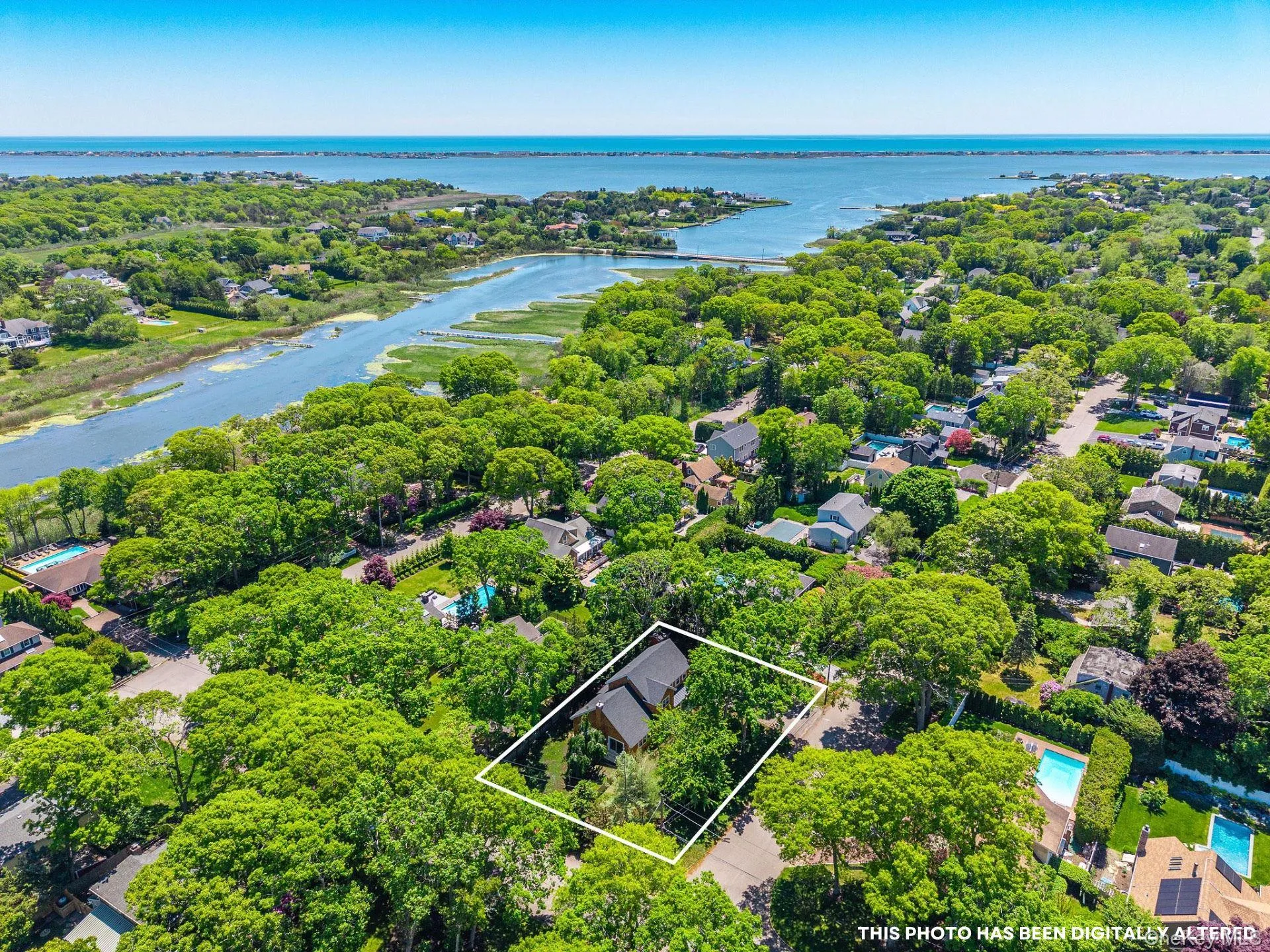 2 Heather Drive, Southampton, NY, 4 Bedrooms Bedrooms, 12 Rooms Rooms,3 BathroomsBathrooms,Residential,For Rent,Heather,0,1002302 2 Heather Drive, Southampton, NY, 4 Bedrooms Bedrooms, 12 Rooms Rooms,3 BathroomsBathrooms,Residential,For Rent,Heather,0,1002302