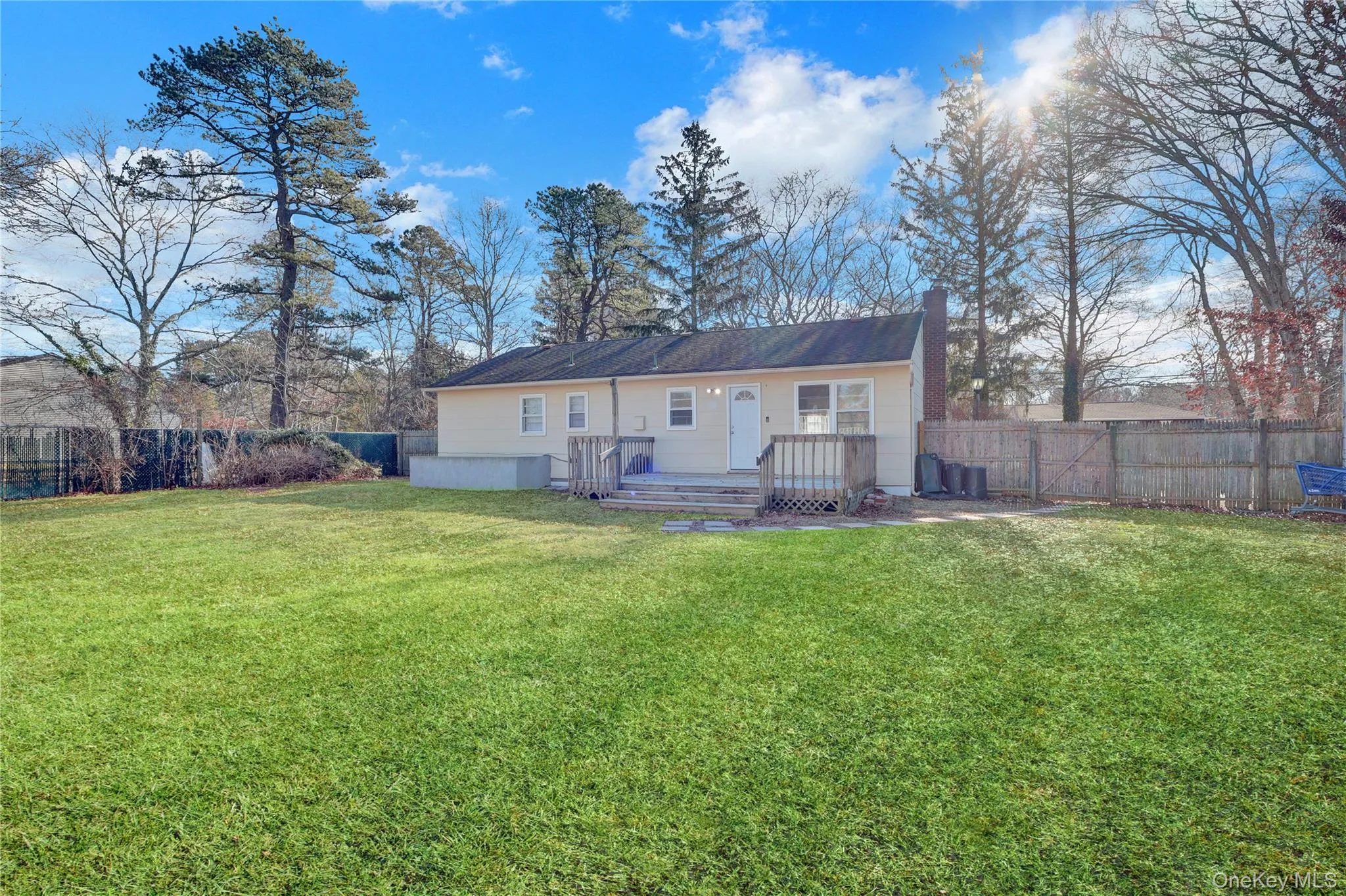 57 Middle Island Road, Brookhaven, NY, 3 Bedrooms Bedrooms, 7 Rooms Rooms,2 BathroomsBathrooms,Residential,For Rent,Middle Island,0,1002304 57 Middle Island Road, Brookhaven, NY, 3 Bedrooms Bedrooms, 7 Rooms Rooms,2 BathroomsBathrooms,Residential,For Rent,Middle Island,0,1002304