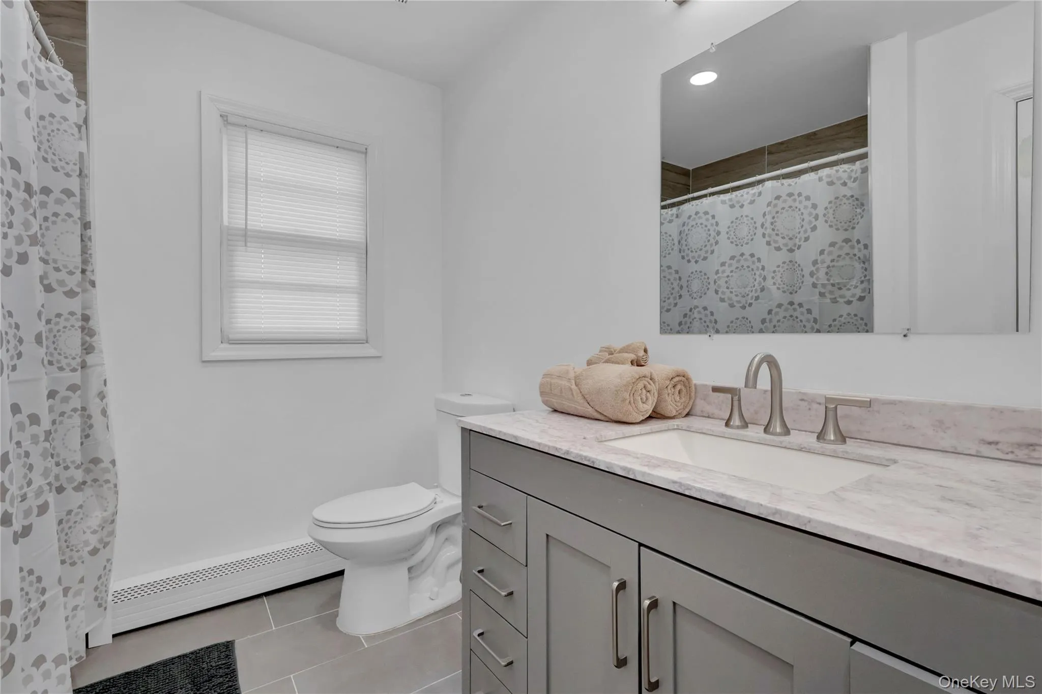57 Middle Island Road, Brookhaven, NY, 3 Bedrooms Bedrooms, 7 Rooms Rooms,2 BathroomsBathrooms,Residential,For Rent,Middle Island,0,1002304 57 Middle Island Road, Brookhaven, NY, 3 Bedrooms Bedrooms, 7 Rooms Rooms,2 BathroomsBathrooms,Residential,For Rent,Middle Island,0,1002304