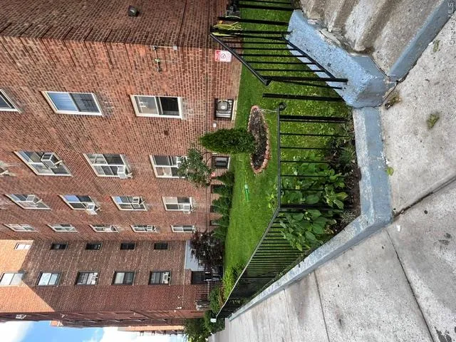 64-74 Saunders Street, New York, NY, 2 Bedrooms Bedrooms, 4 Rooms Rooms,1 BathroomBathrooms,Residential,For Rent,Saunders,0,1002306 64-74 Saunders Street, New York, NY, 2 Bedrooms Bedrooms, 4 Rooms Rooms,1 BathroomBathrooms,Residential,For Rent,Saunders,0,1002306
