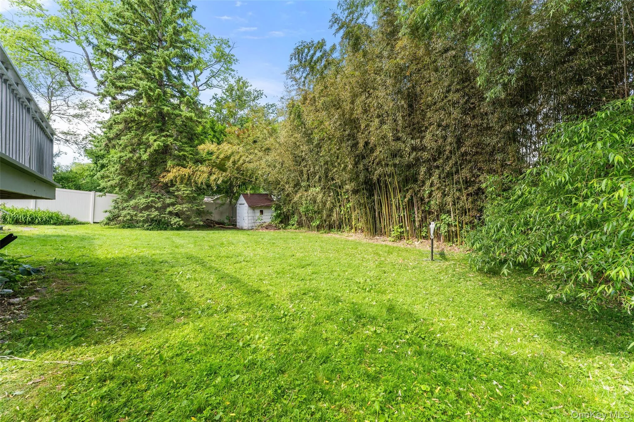 Private backyard with room to relax, garden, entertain, or enjoy the outdoors! Private backyard with room to relax, garden, entertain, or enjoy the outdoors!