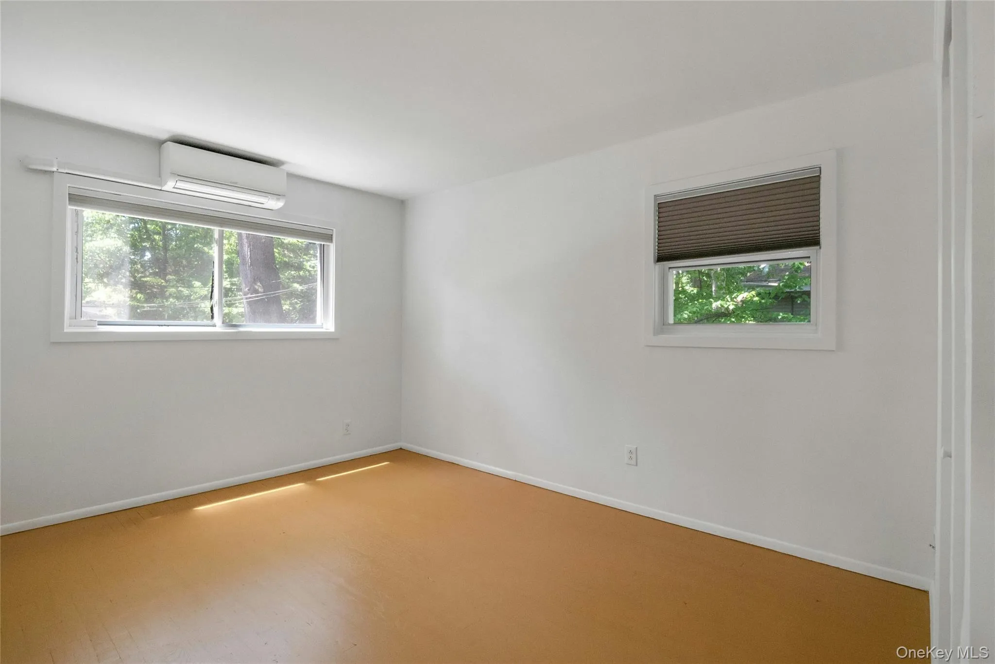 2nd Bedroom 2nd Bedroom