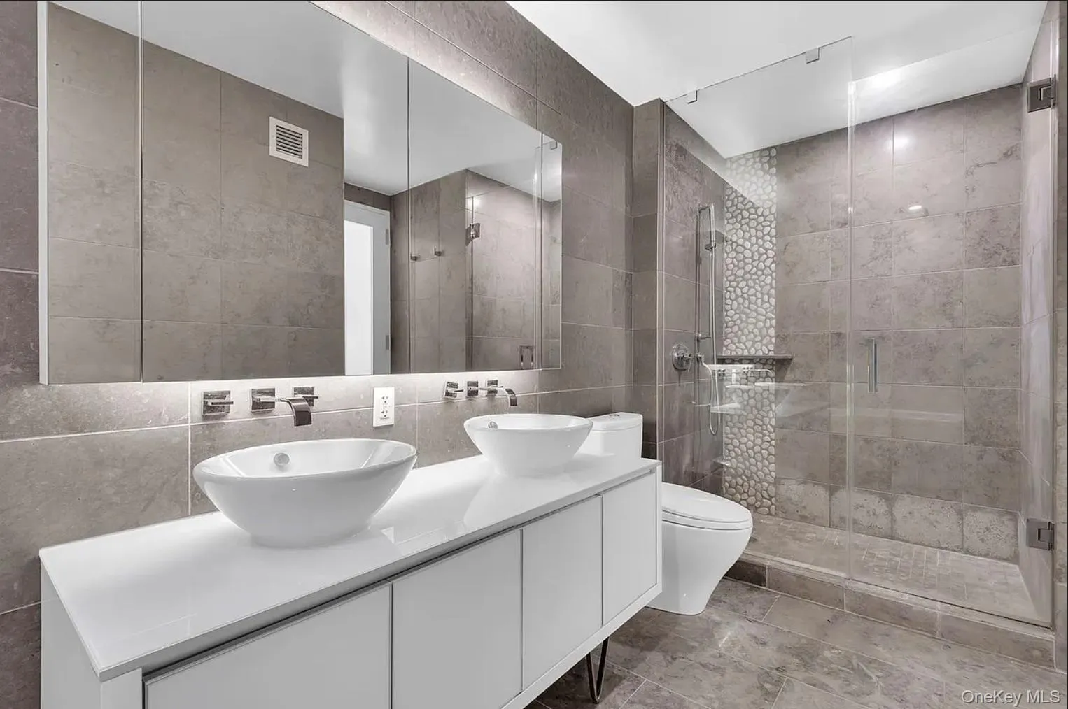 247 46th Street, New York, NY, 2 Bedrooms Bedrooms, 7 Rooms Rooms,2 BathroomsBathrooms,Residential Lease,For Rent,46th,0,1002316 247 46th Street, New York, NY, 2 Bedrooms Bedrooms, 7 Rooms Rooms,2 BathroomsBathrooms,Residential Lease,For Rent,46th,0,1002316