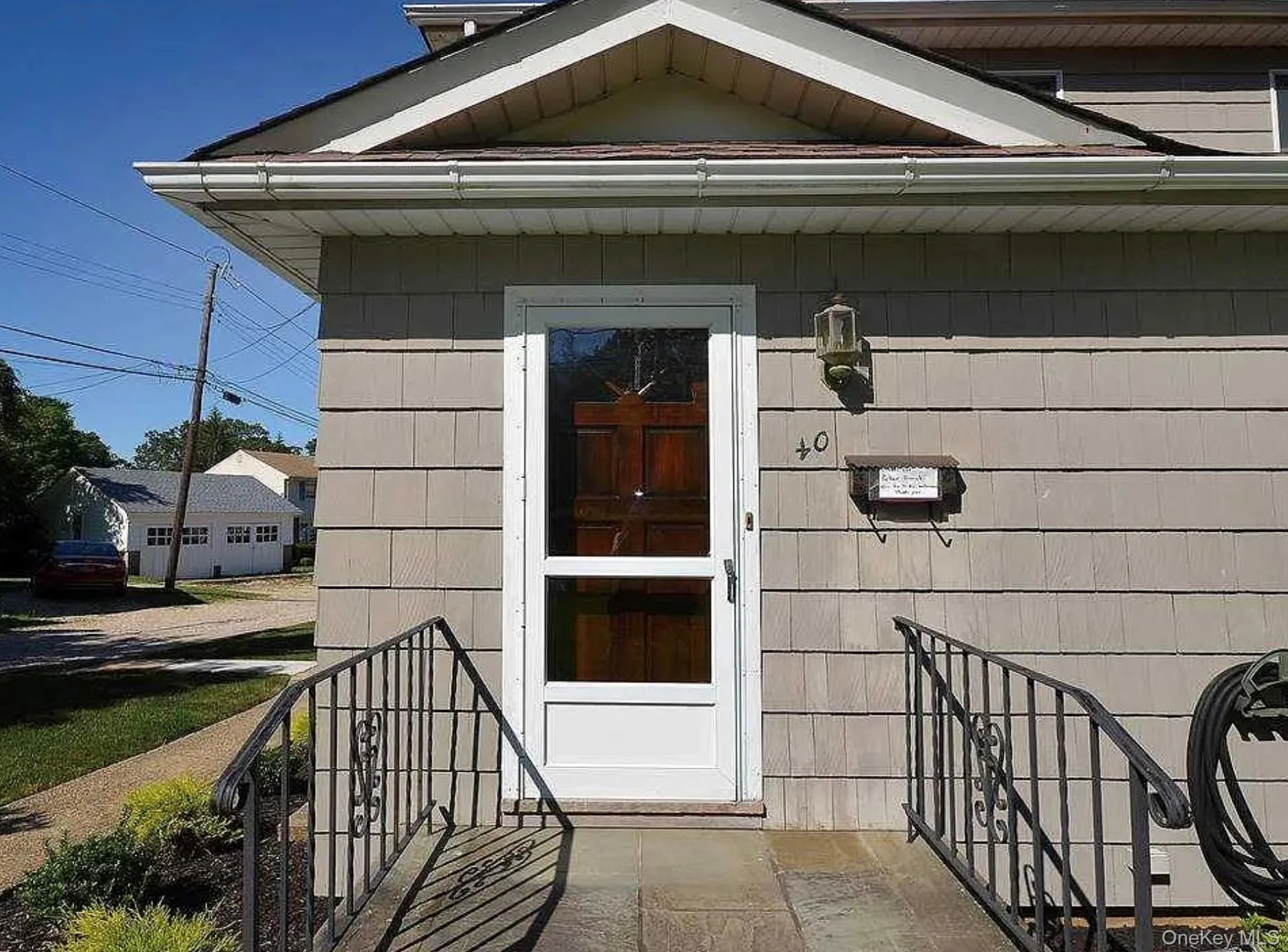 40 Perry Avenue, Oyster Bay, NY, 2 Bedrooms Bedrooms, 4 Rooms Rooms,1 BathroomBathrooms,Residential Lease,For Rent,Perry,0,1002325 40 Perry Avenue, Oyster Bay, NY, 2 Bedrooms Bedrooms, 4 Rooms Rooms,1 BathroomBathrooms,Residential Lease,For Rent,Perry,0,1002325