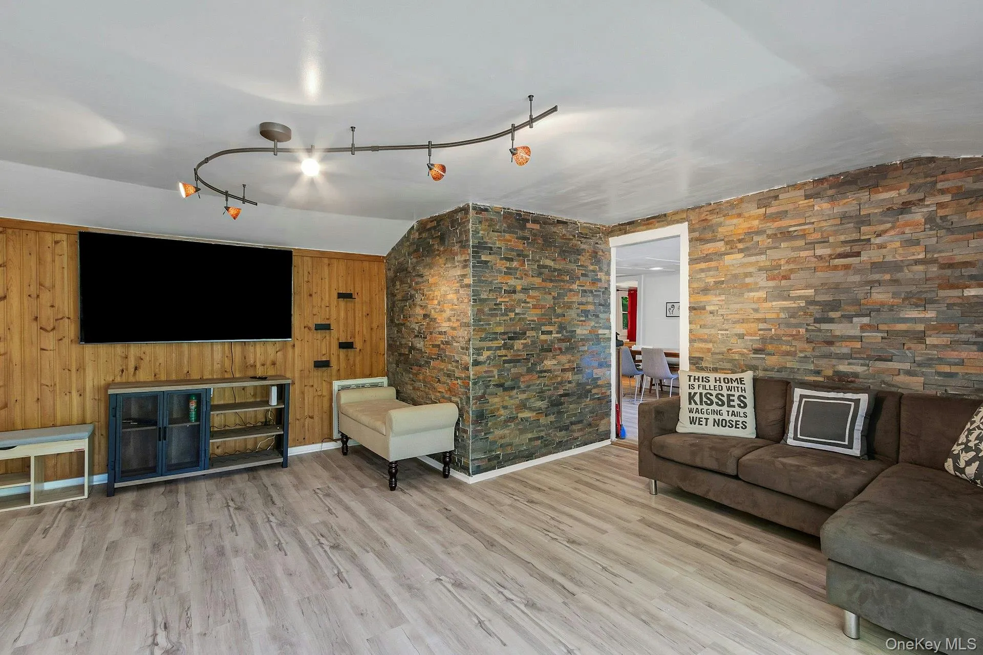 6 Woods Road, Milan, NY, 2 Bedrooms Bedrooms, 5 Rooms Rooms,1 BathroomBathrooms,Residential,For Rent,Woods,0,1002328 6 Woods Road, Milan, NY, 2 Bedrooms Bedrooms, 5 Rooms Rooms,1 BathroomBathrooms,Residential,For Rent,Woods,0,1002328