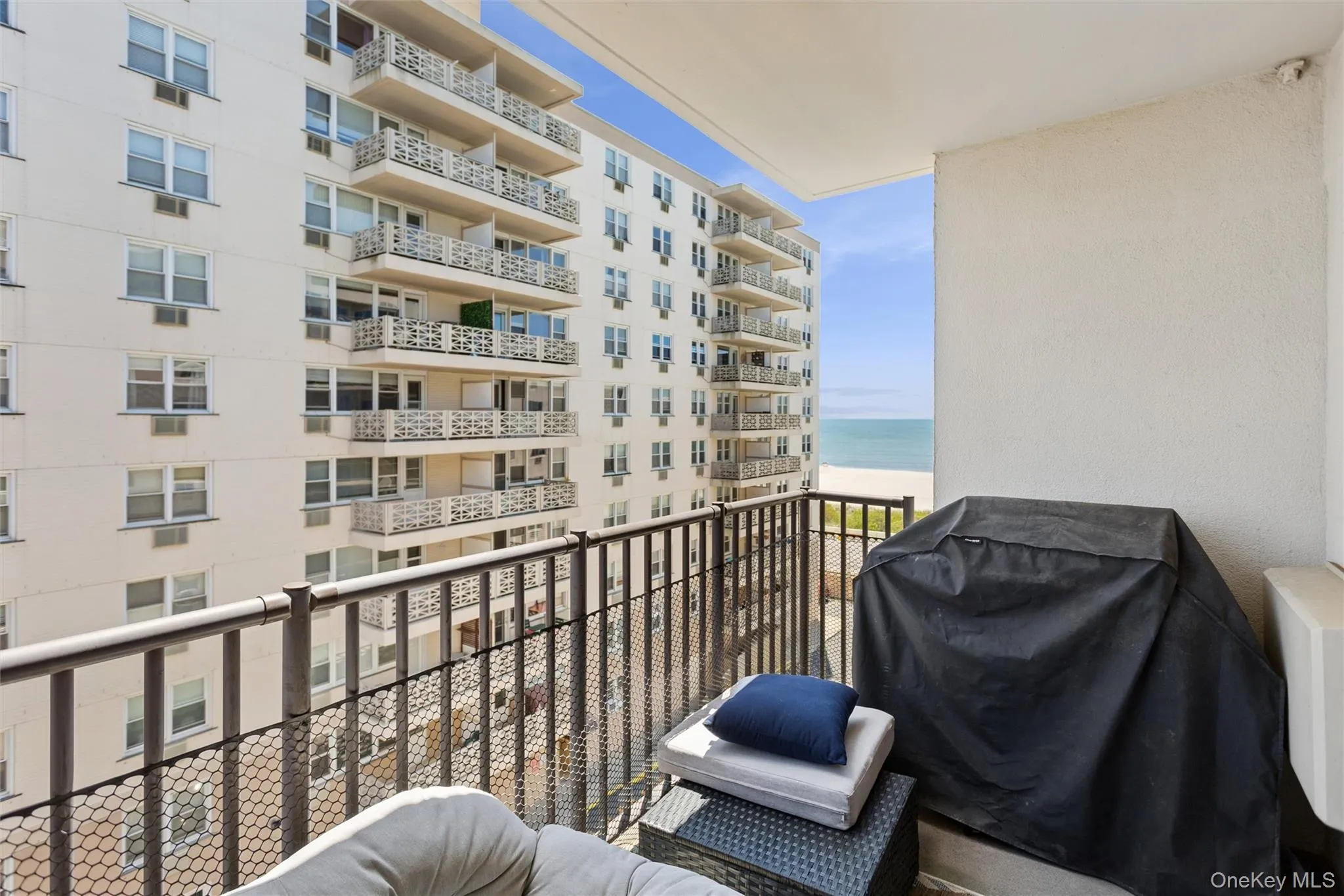 420 Shore Road, Long Beach, NY, 1 Bedroom Bedrooms, 5 Rooms Rooms,1 BathroomBathrooms,Residential,For Rent,Shore,0,1002329 420 Shore Road, Long Beach, NY, 1 Bedroom Bedrooms, 5 Rooms Rooms,1 BathroomBathrooms,Residential,For Rent,Shore,0,1002329