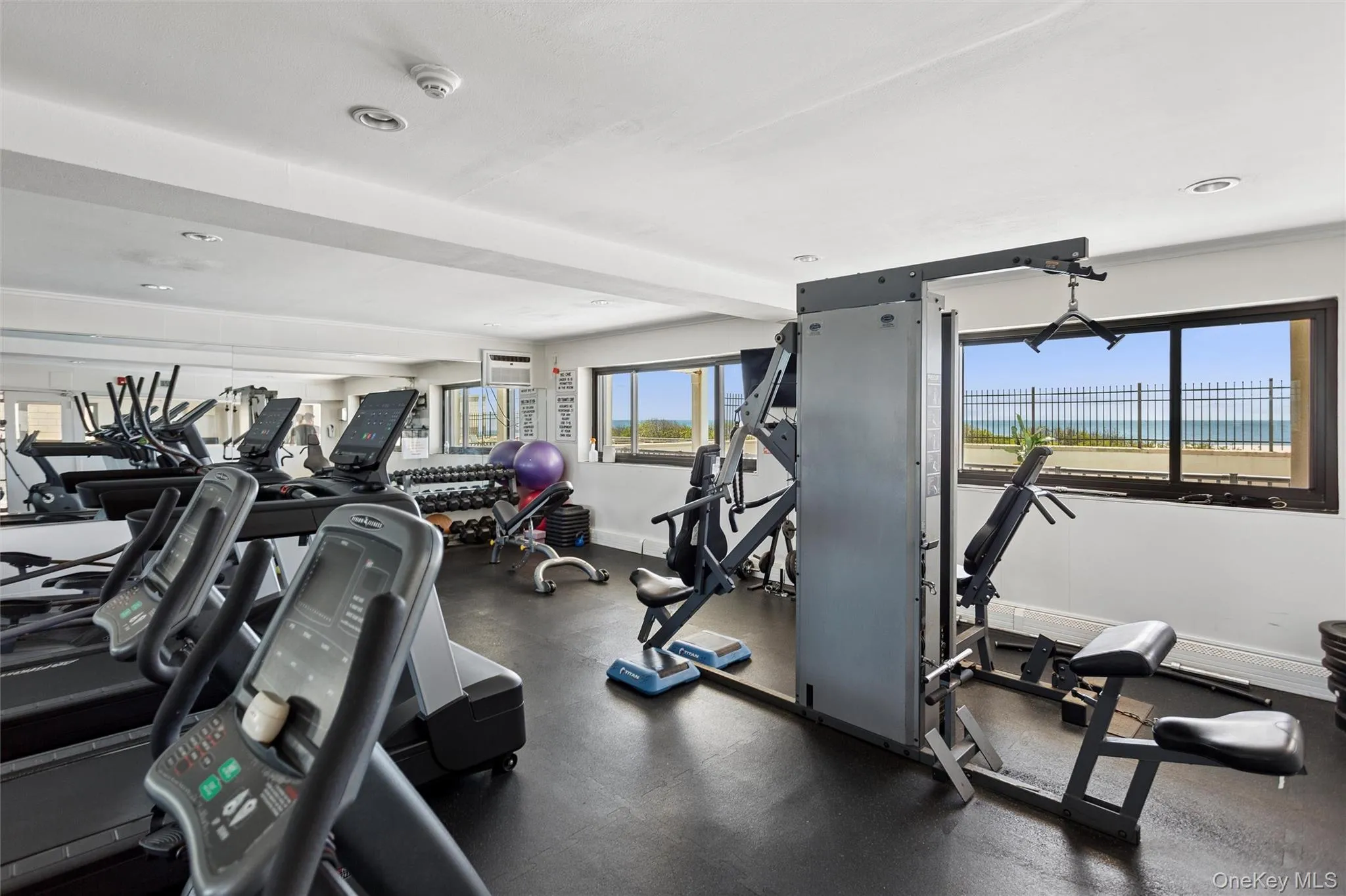 420 Shore Road, Long Beach, NY, 1 Bedroom Bedrooms, 5 Rooms Rooms,1 BathroomBathrooms,Residential,For Rent,Shore,0,1002329 420 Shore Road, Long Beach, NY, 1 Bedroom Bedrooms, 5 Rooms Rooms,1 BathroomBathrooms,Residential,For Rent,Shore,0,1002329