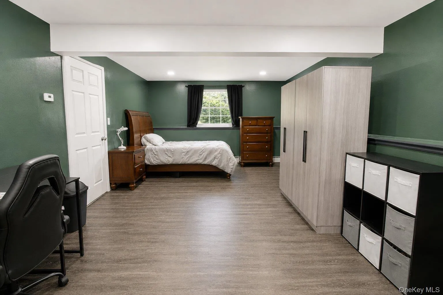 15 Colonial Avenue, Fishkill, NY, 3 Bedrooms Bedrooms, 8 Rooms Rooms,2 BathroomsBathrooms,Residential,For Rent,Colonial,0,1002338 15 Colonial Avenue, Fishkill, NY, 3 Bedrooms Bedrooms, 8 Rooms Rooms,2 BathroomsBathrooms,Residential,For Rent,Colonial,0,1002338