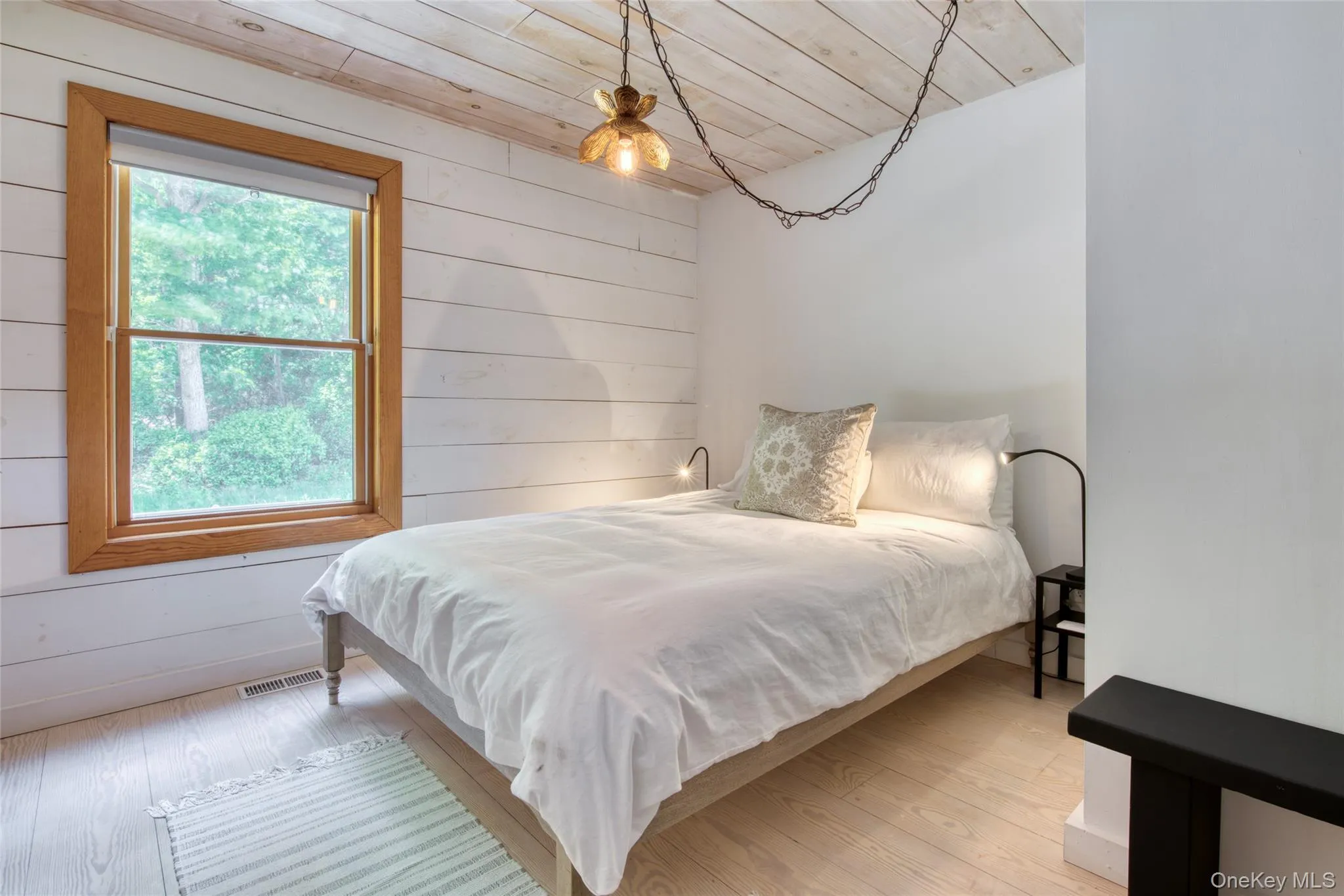 Main House: master bedroom Main House: master bedroom