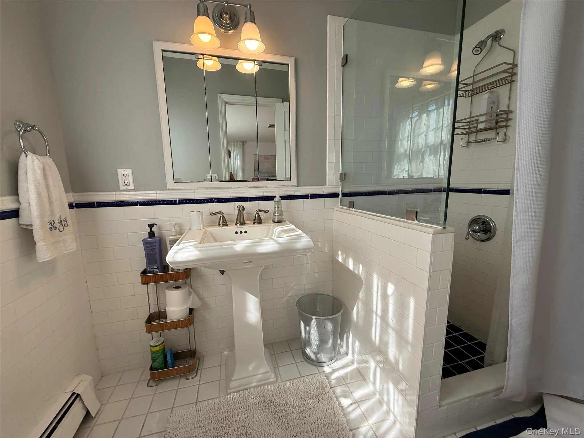 250 Oneck Lane, Southampton, NY, 5 Bedrooms Bedrooms, 12 Rooms Rooms,2 BathroomsBathrooms,Residential Lease,For Rent,Oneck,0,1002341 250 Oneck Lane, Southampton, NY, 5 Bedrooms Bedrooms, 12 Rooms Rooms,2 BathroomsBathrooms,Residential Lease,For Rent,Oneck,0,1002341