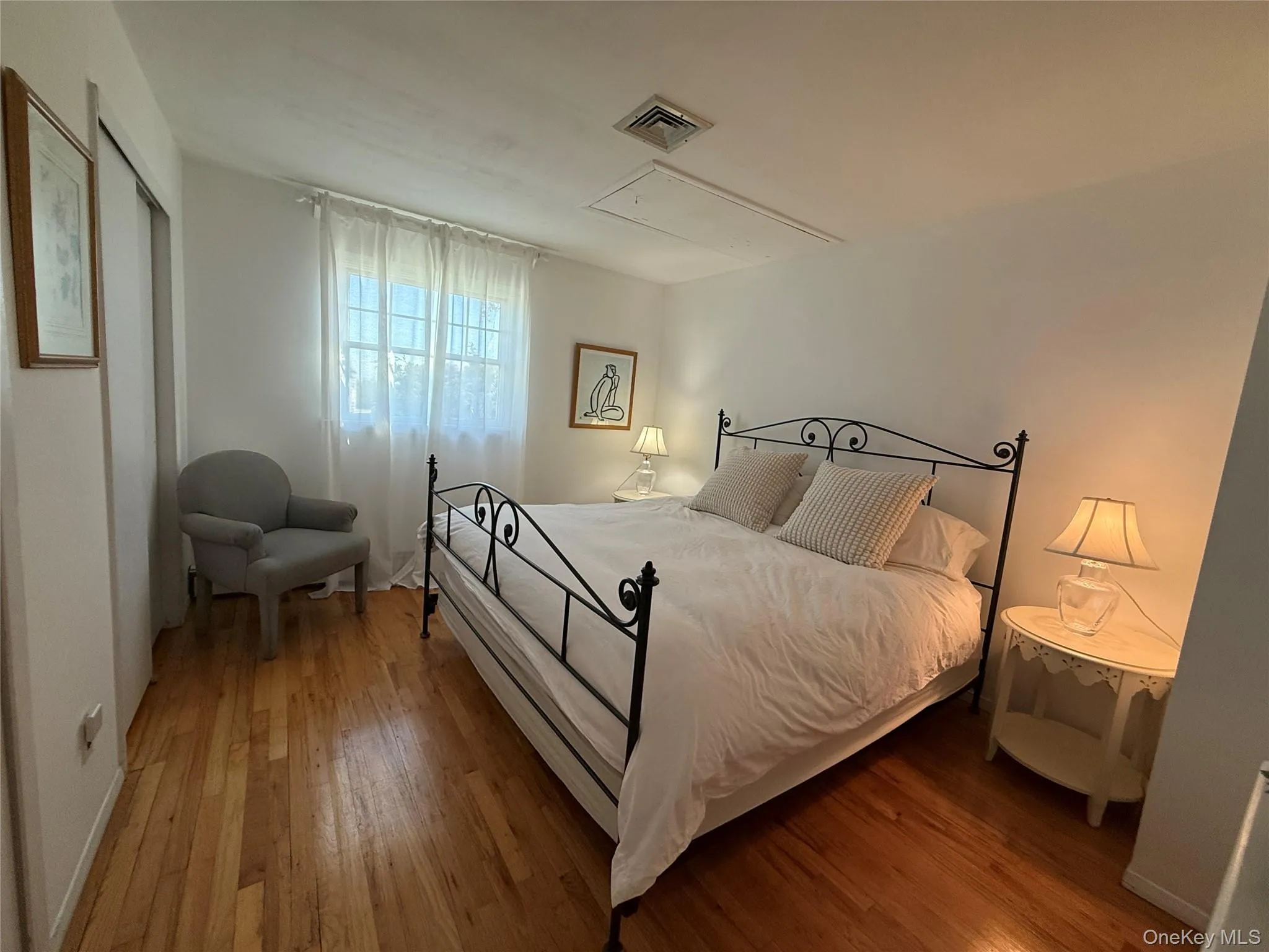 250 Oneck Lane, Southampton, NY, 5 Bedrooms Bedrooms, 12 Rooms Rooms,2 BathroomsBathrooms,Residential Lease,For Rent,Oneck,0,1002341 250 Oneck Lane, Southampton, NY, 5 Bedrooms Bedrooms, 12 Rooms Rooms,2 BathroomsBathrooms,Residential Lease,For Rent,Oneck,0,1002341