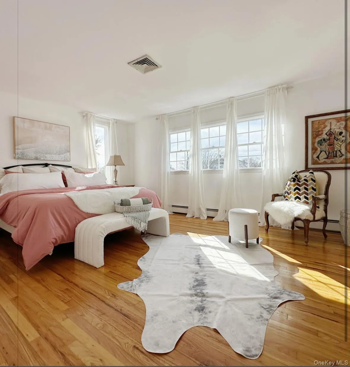 250 Oneck Lane, Southampton, NY, 5 Bedrooms Bedrooms, 12 Rooms Rooms,2 BathroomsBathrooms,Residential Lease,For Rent,Oneck,0,1002341 250 Oneck Lane, Southampton, NY, 5 Bedrooms Bedrooms, 12 Rooms Rooms,2 BathroomsBathrooms,Residential Lease,For Rent,Oneck,0,1002341