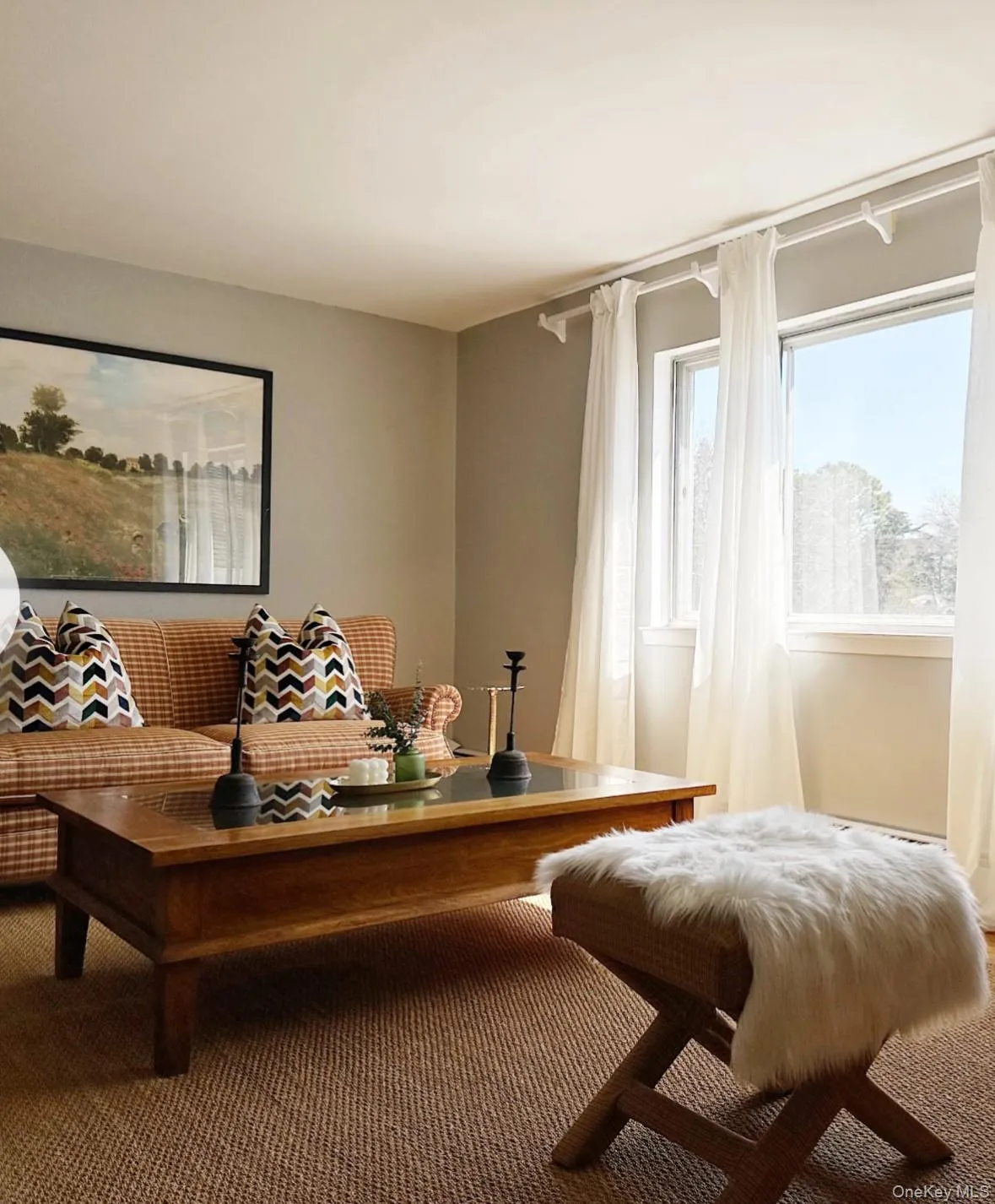 250 Oneck Lane, Southampton, NY, 5 Bedrooms Bedrooms, 12 Rooms Rooms,2 BathroomsBathrooms,Residential Lease,For Rent,Oneck,0,1002341 250 Oneck Lane, Southampton, NY, 5 Bedrooms Bedrooms, 12 Rooms Rooms,2 BathroomsBathrooms,Residential Lease,For Rent,Oneck,0,1002341