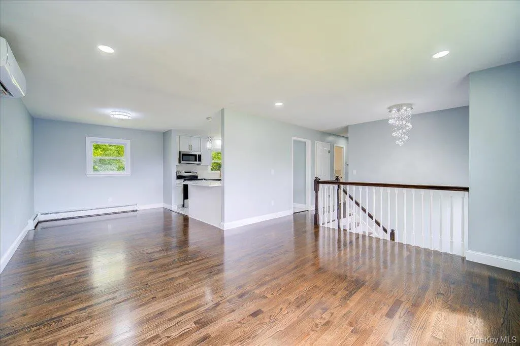 29 Beth Drive, Middletown, NY, 4 Bedrooms Bedrooms, 8 Rooms Rooms,2 BathroomsBathrooms,Residential,For Rent,Beth,0,1002343 29 Beth Drive, Middletown, NY, 4 Bedrooms Bedrooms, 8 Rooms Rooms,2 BathroomsBathrooms,Residential,For Rent,Beth,0,1002343