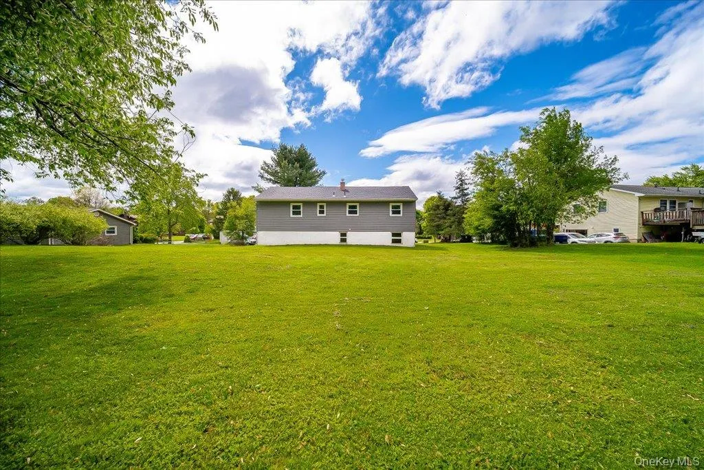 29 Beth Drive, Middletown, NY, 4 Bedrooms Bedrooms, 8 Rooms Rooms,2 BathroomsBathrooms,Residential,For Rent,Beth,0,1002343 29 Beth Drive, Middletown, NY, 4 Bedrooms Bedrooms, 8 Rooms Rooms,2 BathroomsBathrooms,Residential,For Rent,Beth,0,1002343