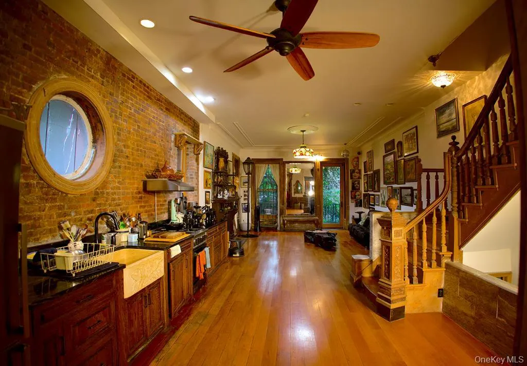 529 Manhattan Avenue, New York, NY, 5 Bedrooms Bedrooms, 9 Rooms Rooms,3 BathroomsBathrooms,Residential Sale,For Rent,Manhattan,0,1002344 529 Manhattan Avenue, New York, NY, 5 Bedrooms Bedrooms, 9 Rooms Rooms,3 BathroomsBathrooms,Residential Sale,For Rent,Manhattan,0,1002344
