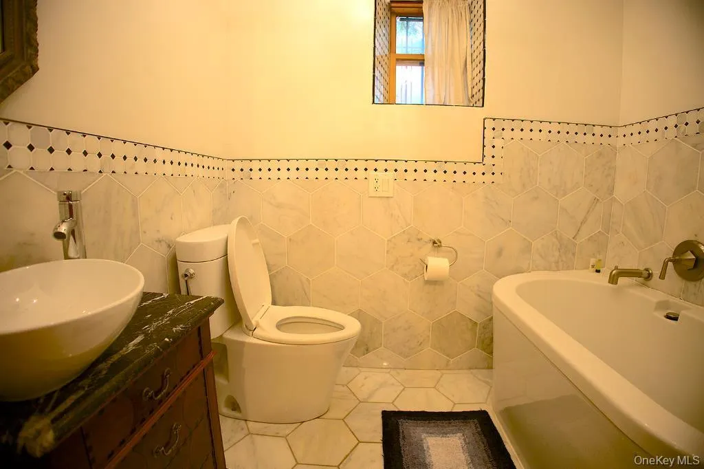 529 Manhattan Avenue, New York, NY, 5 Bedrooms Bedrooms, 9 Rooms Rooms,3 BathroomsBathrooms,Residential Sale,For Rent,Manhattan,0,1002344 529 Manhattan Avenue, New York, NY, 5 Bedrooms Bedrooms, 9 Rooms Rooms,3 BathroomsBathrooms,Residential Sale,For Rent,Manhattan,0,1002344