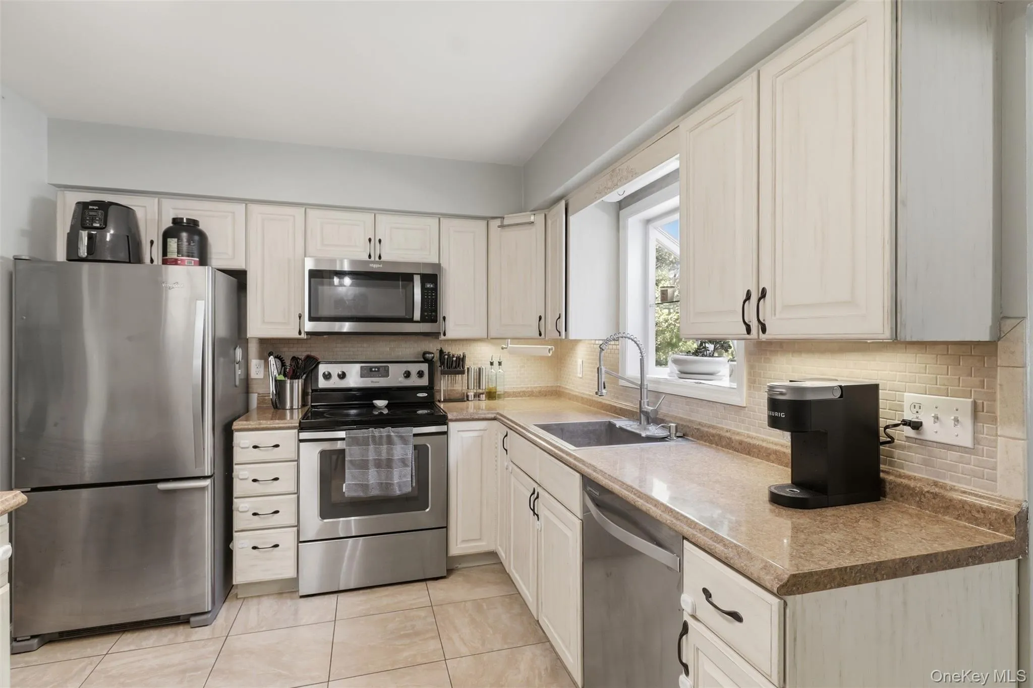 14 Baumer Road, Shawangunk, NY, 3 Bedrooms Bedrooms, 10 Rooms Rooms,2 BathroomsBathrooms,Residential Sale,For Rent,Baumer,0,1002345 14 Baumer Road, Shawangunk, NY, 3 Bedrooms Bedrooms, 10 Rooms Rooms,2 BathroomsBathrooms,Residential Sale,For Rent,Baumer,0,1002345