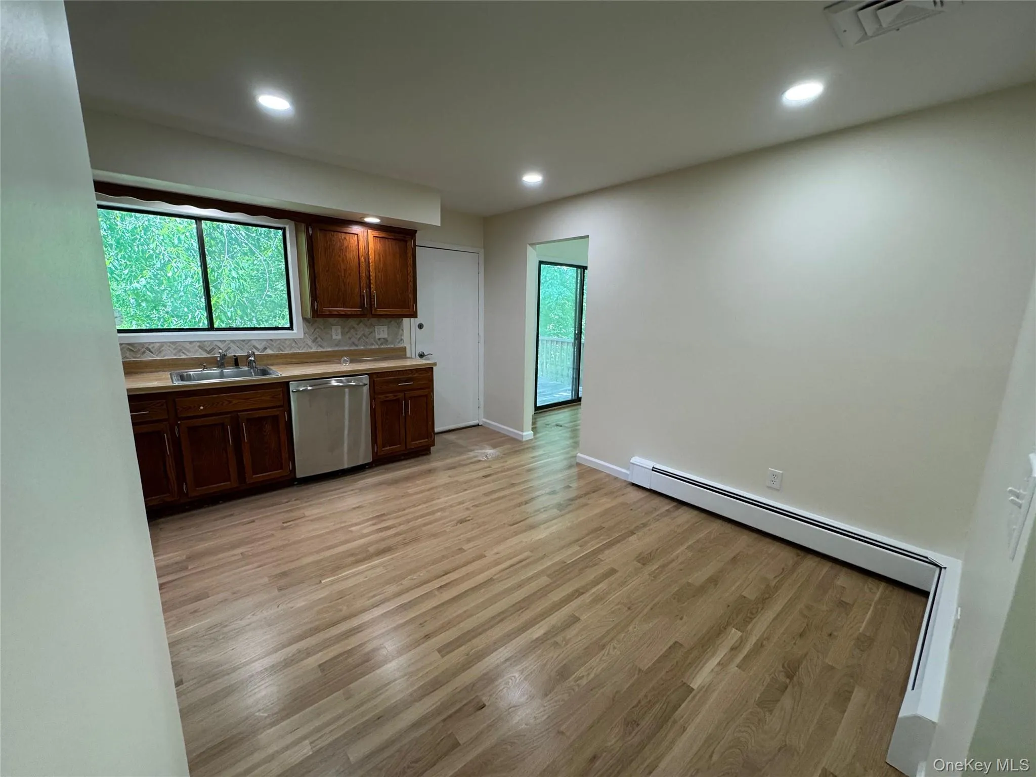 48 Camp Hill Road, Ramapo, NY, 4 Bedrooms Bedrooms, 10 Rooms Rooms,2 BathroomsBathrooms,Residential Lease,For Rent,Camp Hill,0,1002347 48 Camp Hill Road, Ramapo, NY, 4 Bedrooms Bedrooms, 10 Rooms Rooms,2 BathroomsBathrooms,Residential Lease,For Rent,Camp Hill,0,1002347