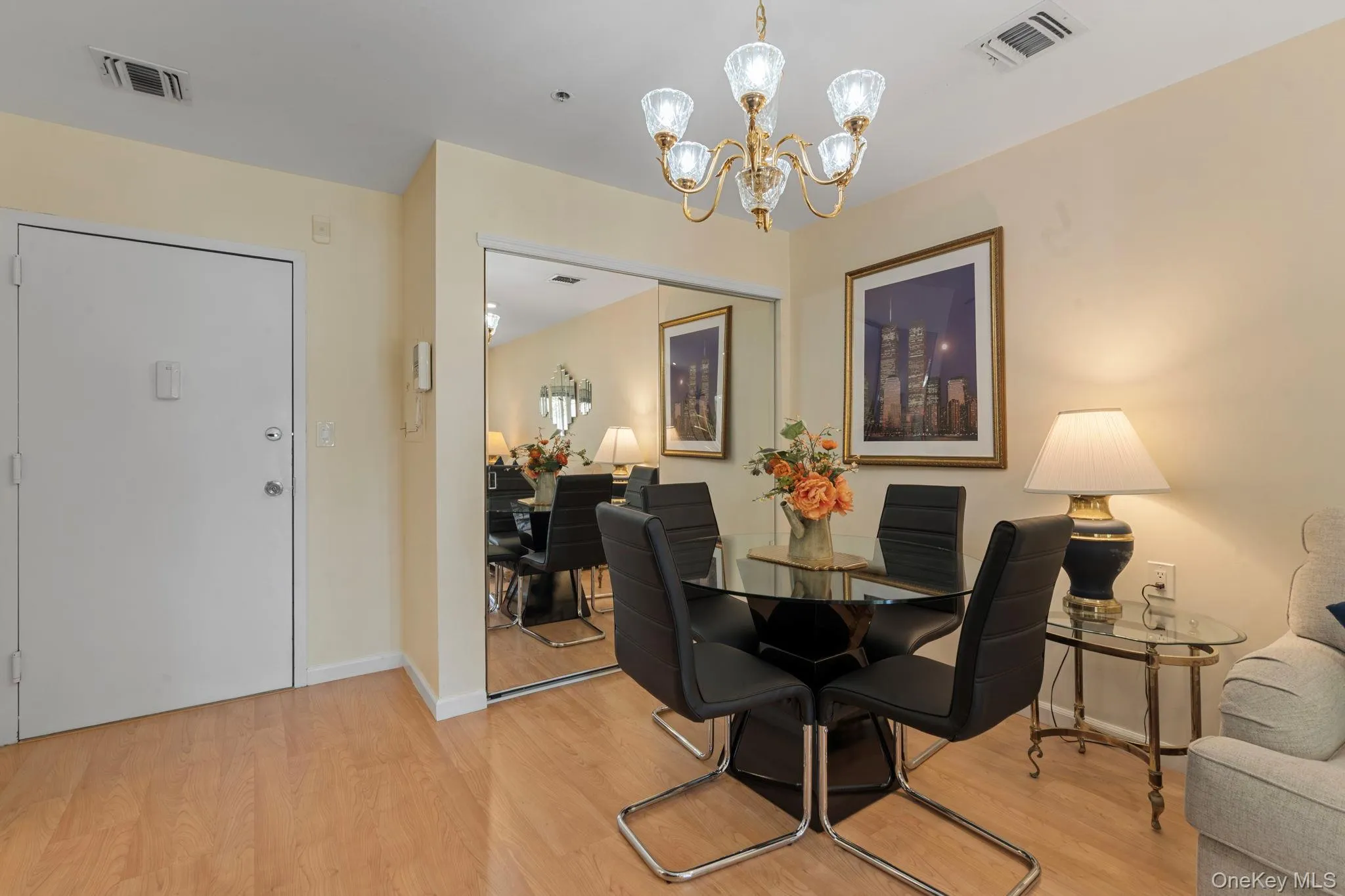 54 School Street, Hempstead, NY, 1 Bedroom Bedrooms, 4 Rooms Rooms,1 BathroomBathrooms,Residential Lease,For Rent,School,0,1002348 54 School Street, Hempstead, NY, 1 Bedroom Bedrooms, 4 Rooms Rooms,1 BathroomBathrooms,Residential Lease,For Rent,School,0,1002348