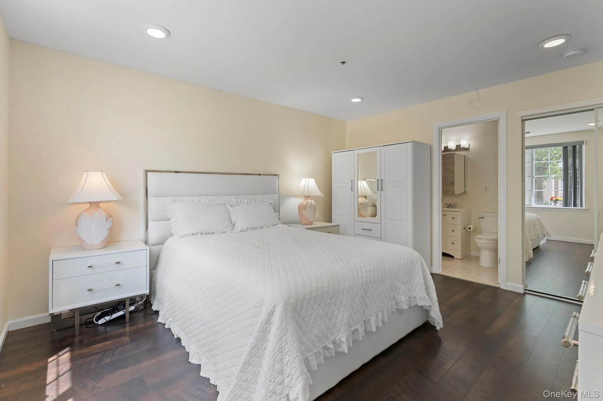 54 School Street, Hempstead, NY, 1 Bedroom Bedrooms, 4 Rooms Rooms,1 BathroomBathrooms,Residential Lease,For Rent,School,0,1002348 54 School Street, Hempstead, NY, 1 Bedroom Bedrooms, 4 Rooms Rooms,1 BathroomBathrooms,Residential Lease,For Rent,School,0,1002348