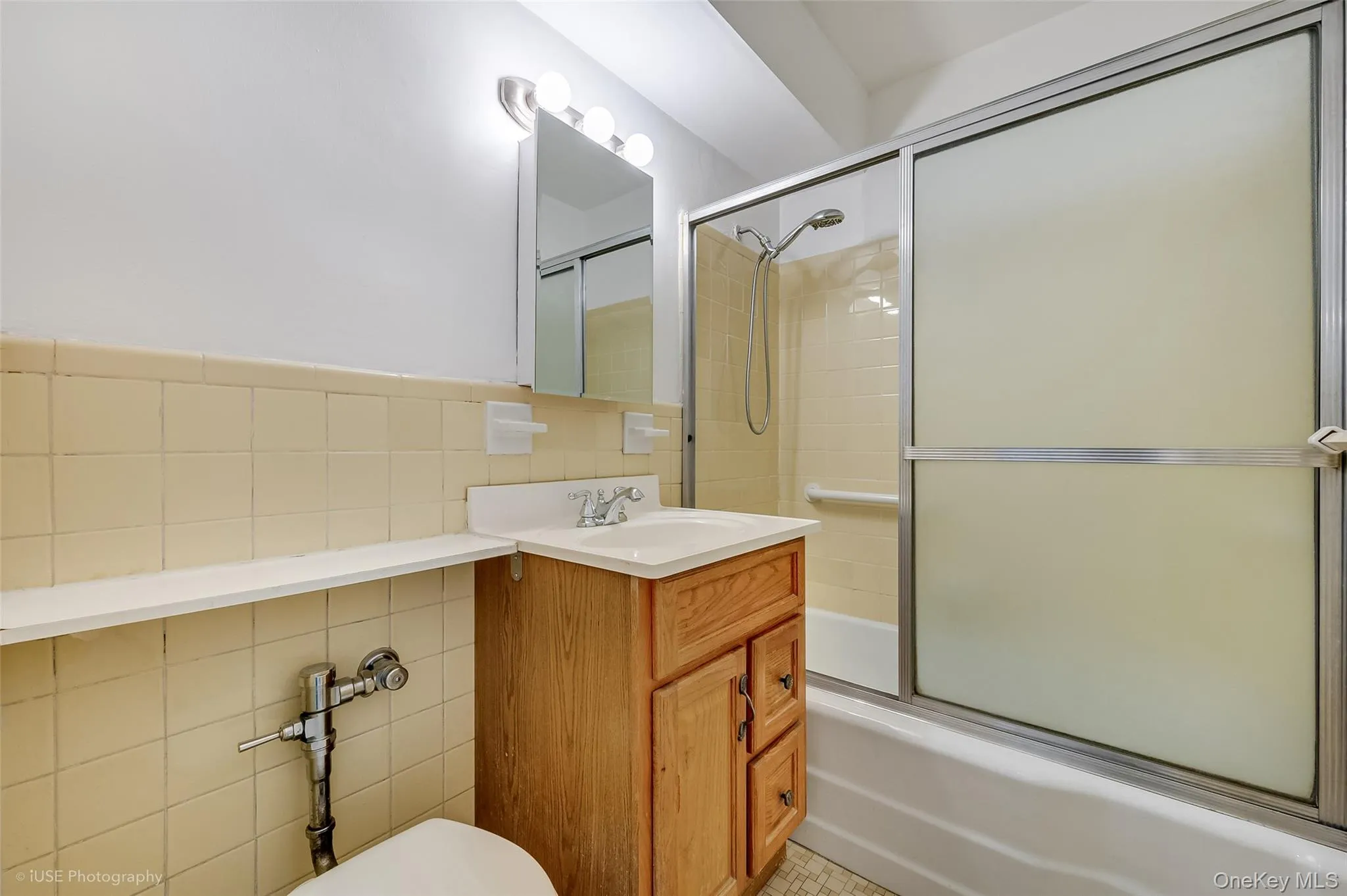 39-65 52 St., New York, NY, 1 Bedroom Bedrooms, 3 Rooms Rooms,1 BathroomBathrooms,Residential,For Rent,52 St.,0,1002351 39-65 52 St., New York, NY, 1 Bedroom Bedrooms, 3 Rooms Rooms,1 BathroomBathrooms,Residential,For Rent,52 St.,0,1002351