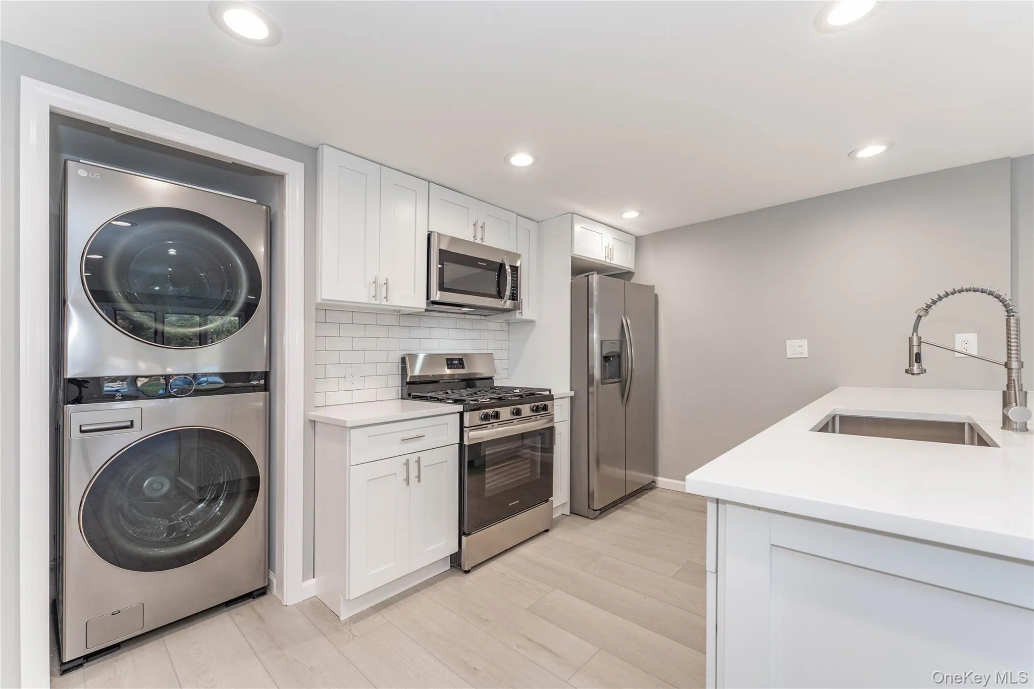 1398 Pine Acres Boulevard, Islip, NY, 2 Bedrooms Bedrooms, 5 Rooms Rooms,1 BathroomBathrooms,Residential Lease,For Rent,Pine Acres,0,1002352 1398 Pine Acres Boulevard, Islip, NY, 2 Bedrooms Bedrooms, 5 Rooms Rooms,1 BathroomBathrooms,Residential Lease,For Rent,Pine Acres,0,1002352