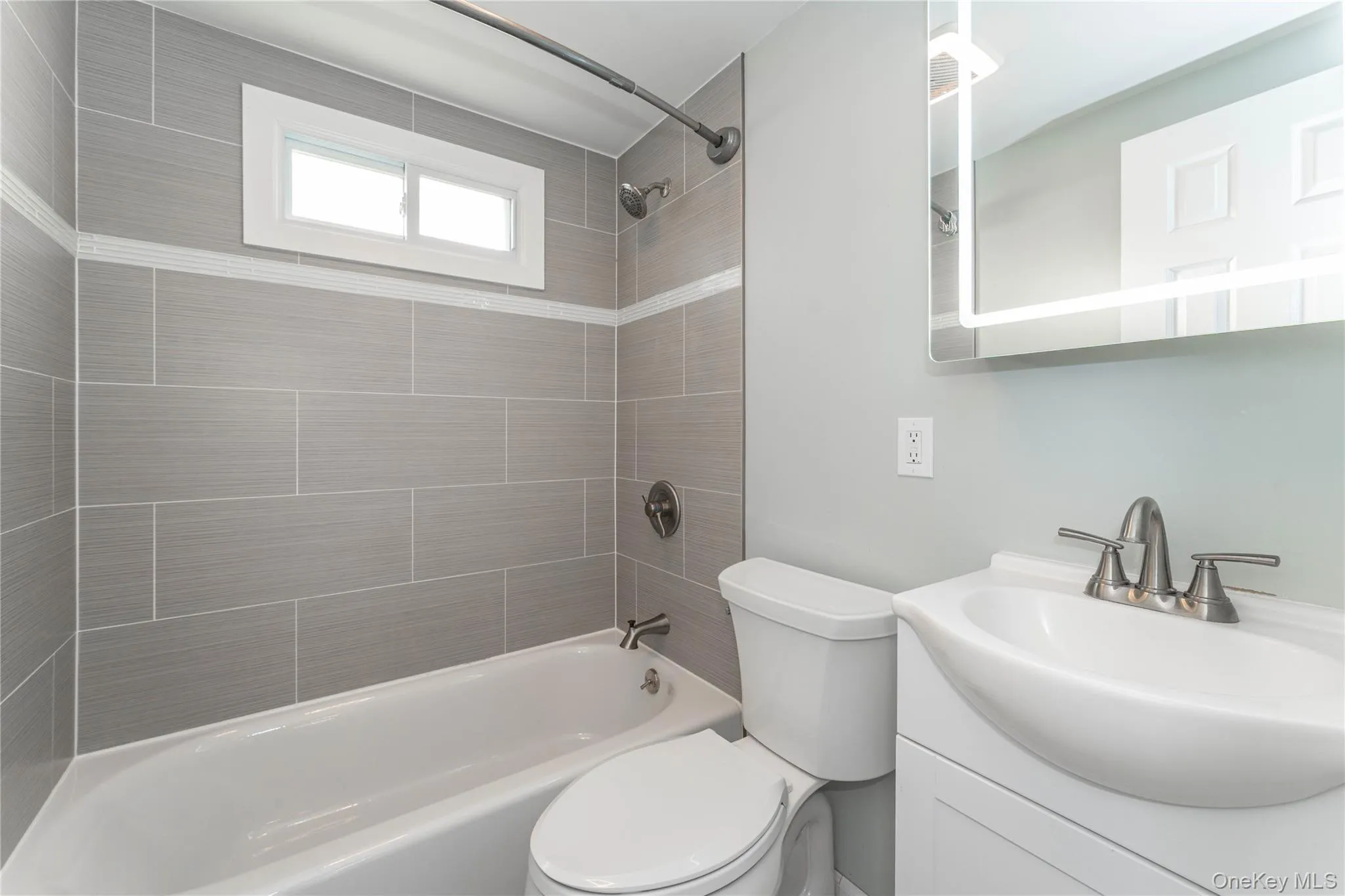 1398 Pine Acres Boulevard, Islip, NY, 2 Bedrooms Bedrooms, 5 Rooms Rooms,1 BathroomBathrooms,Residential Lease,For Rent,Pine Acres,0,1002352 1398 Pine Acres Boulevard, Islip, NY, 2 Bedrooms Bedrooms, 5 Rooms Rooms,1 BathroomBathrooms,Residential Lease,For Rent,Pine Acres,0,1002352