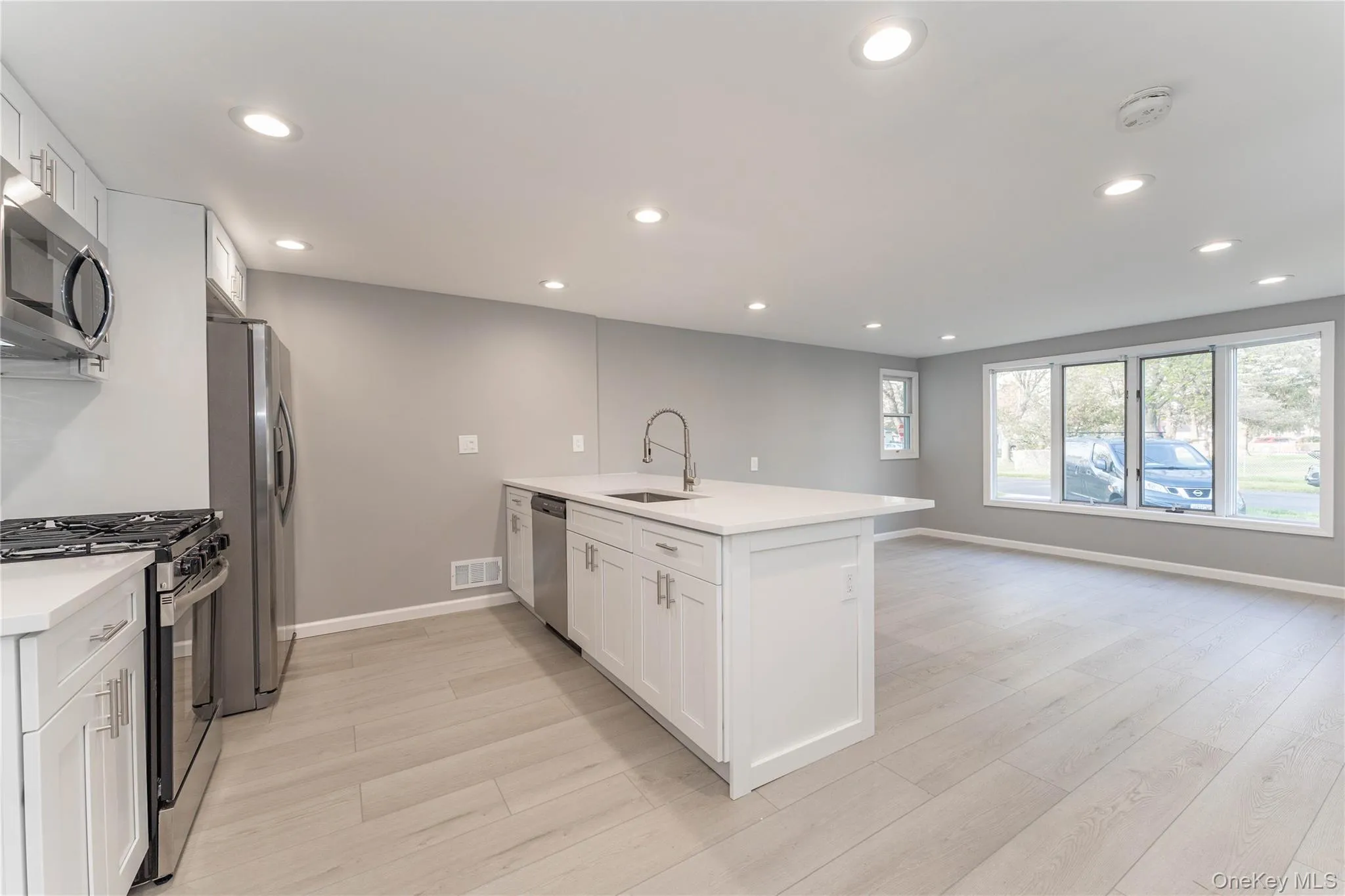 1398 Pine Acres Boulevard, Islip, NY, 2 Bedrooms Bedrooms, 5 Rooms Rooms,1 BathroomBathrooms,Residential Lease,For Rent,Pine Acres,0,1002352 1398 Pine Acres Boulevard, Islip, NY, 2 Bedrooms Bedrooms, 5 Rooms Rooms,1 BathroomBathrooms,Residential Lease,For Rent,Pine Acres,0,1002352