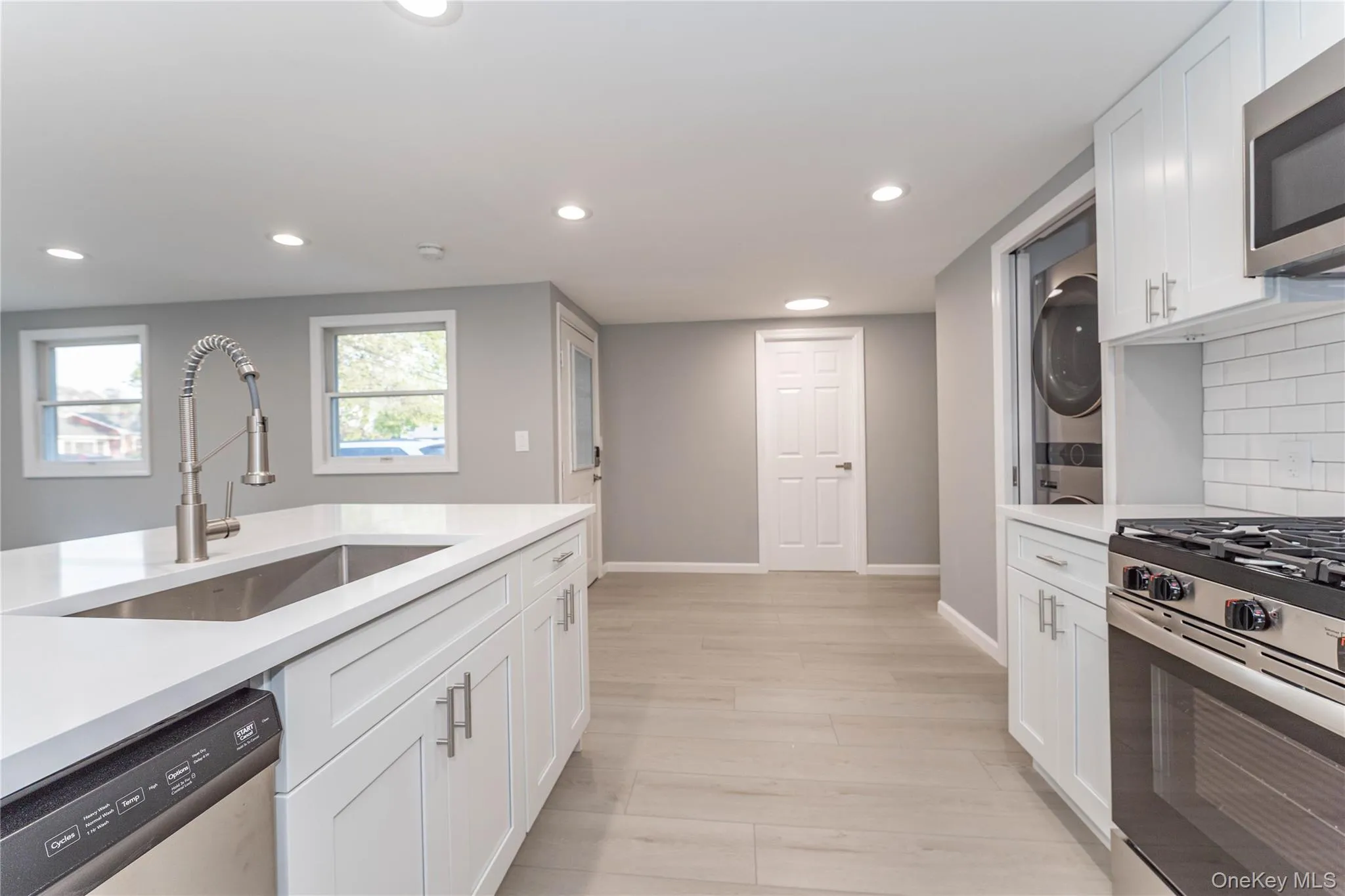1398 Pine Acres Boulevard, Islip, NY, 2 Bedrooms Bedrooms, 5 Rooms Rooms,1 BathroomBathrooms,Residential Lease,For Rent,Pine Acres,0,1002352 1398 Pine Acres Boulevard, Islip, NY, 2 Bedrooms Bedrooms, 5 Rooms Rooms,1 BathroomBathrooms,Residential Lease,For Rent,Pine Acres,0,1002352