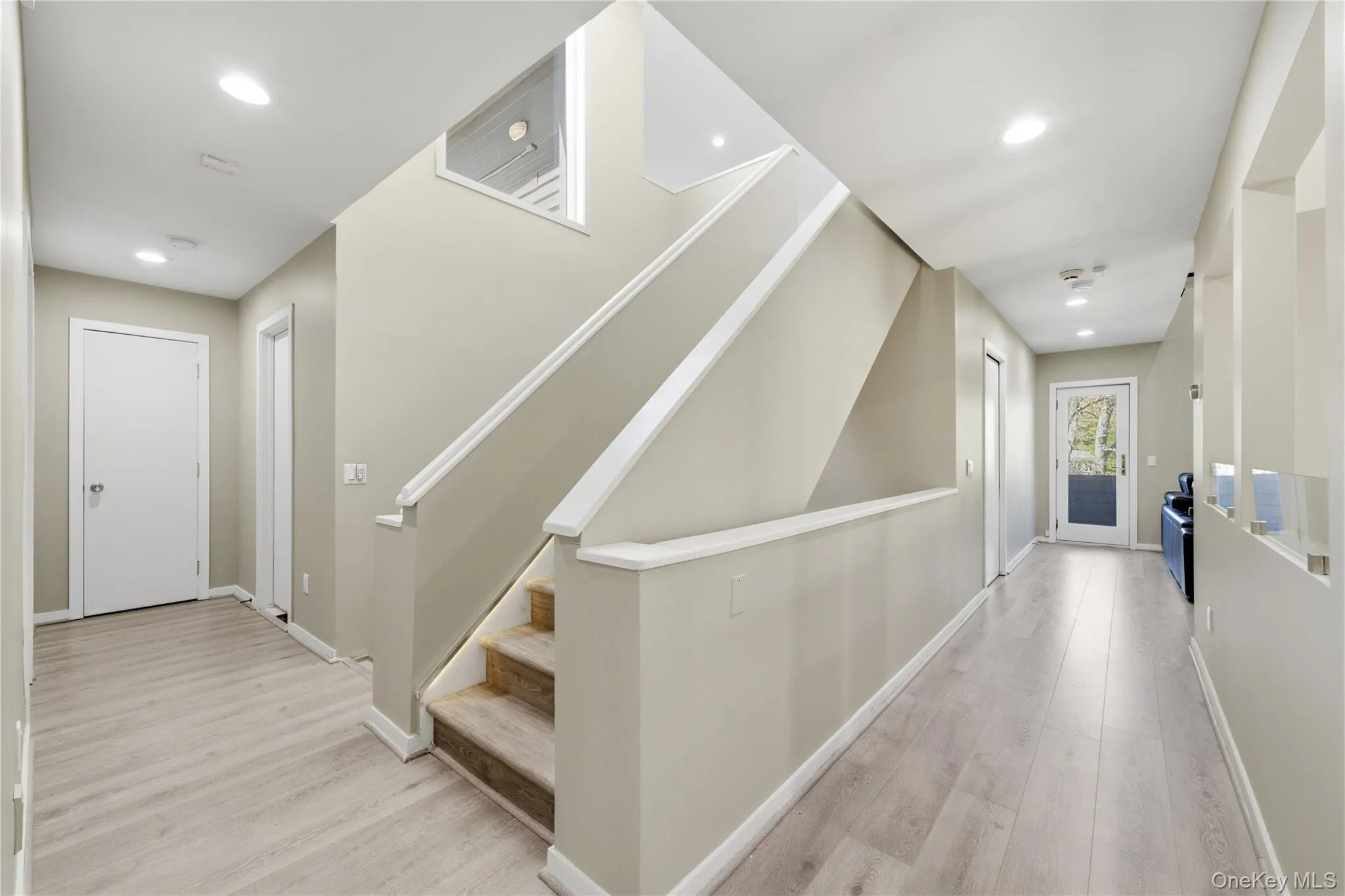 36 Roosevelt Boulevard, Brookhaven, NY, 5 Bedrooms Bedrooms, 15 Rooms Rooms,3 BathroomsBathrooms,Residential,For Rent,Roosevelt,0,1002353 36 Roosevelt Boulevard, Brookhaven, NY, 5 Bedrooms Bedrooms, 15 Rooms Rooms,3 BathroomsBathrooms,Residential,For Rent,Roosevelt,0,1002353
