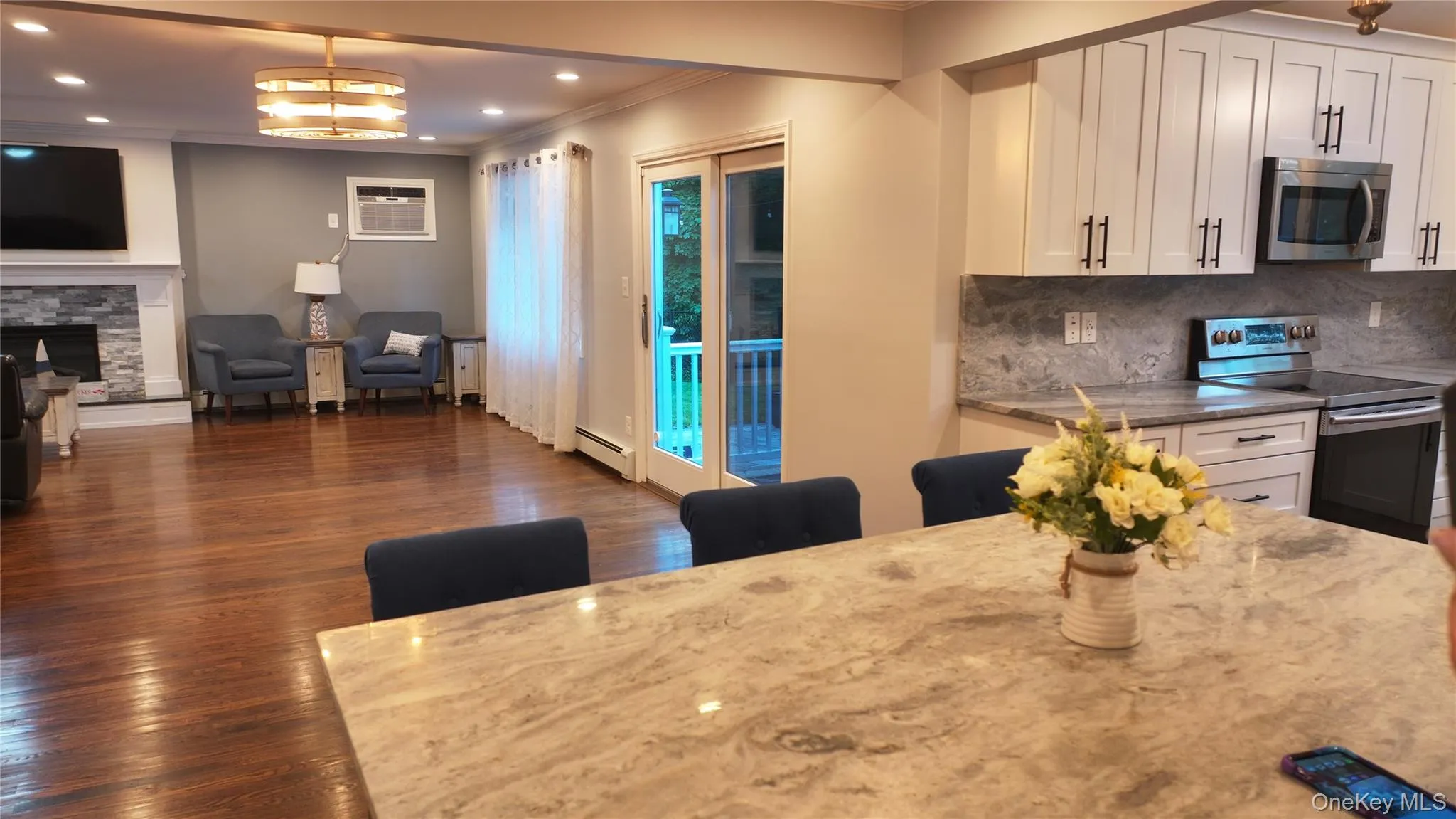 522 Moriches Road, Smithtown, NY, 5 Bedrooms Bedrooms, 8 Rooms Rooms,1 BathroomBathrooms,Residential Sale,For Rent,Moriches,0,1002355 522 Moriches Road, Smithtown, NY, 5 Bedrooms Bedrooms, 8 Rooms Rooms,1 BathroomBathrooms,Residential Sale,For Rent,Moriches,0,1002355