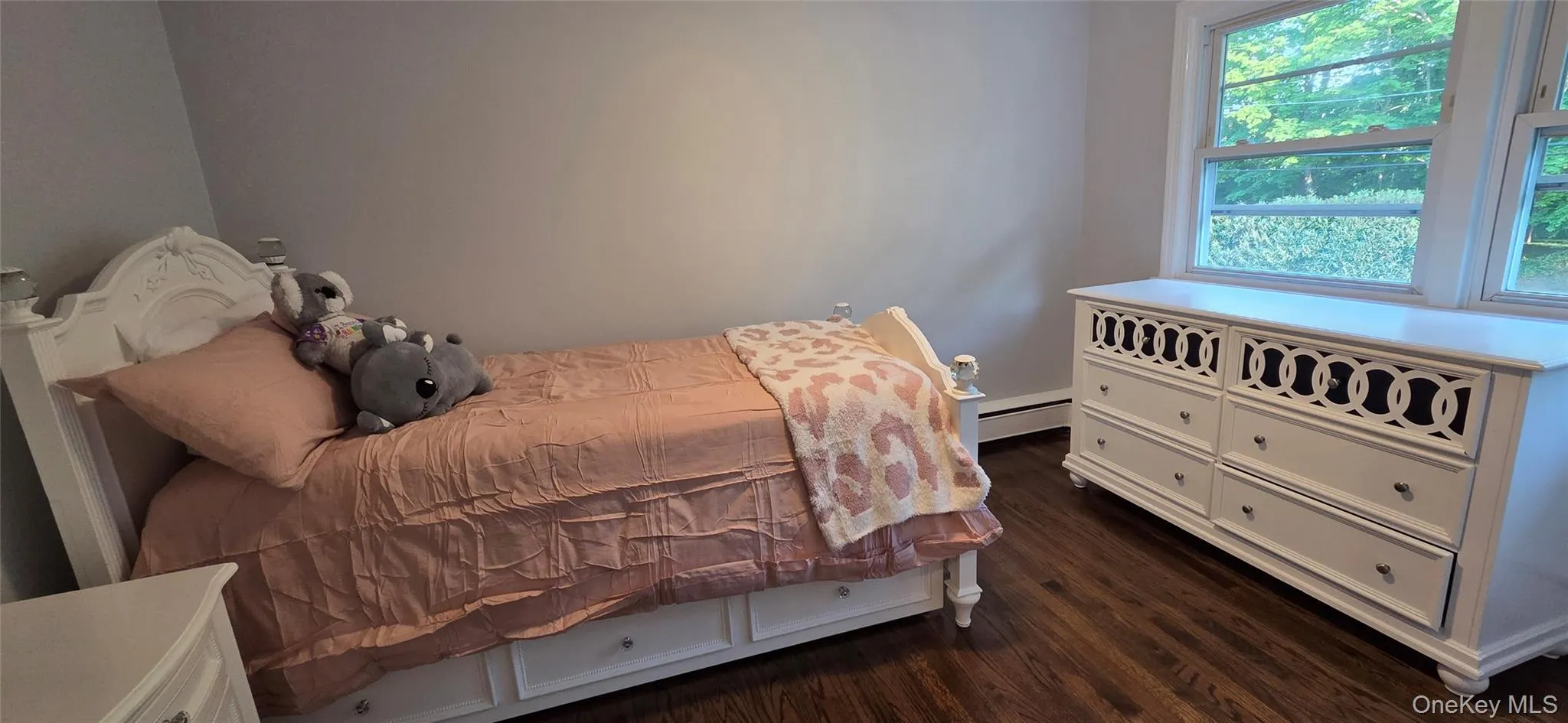522 Moriches Road, Smithtown, NY, 5 Bedrooms Bedrooms, 8 Rooms Rooms,1 BathroomBathrooms,Residential Sale,For Rent,Moriches,0,1002355 522 Moriches Road, Smithtown, NY, 5 Bedrooms Bedrooms, 8 Rooms Rooms,1 BathroomBathrooms,Residential Sale,For Rent,Moriches,0,1002355