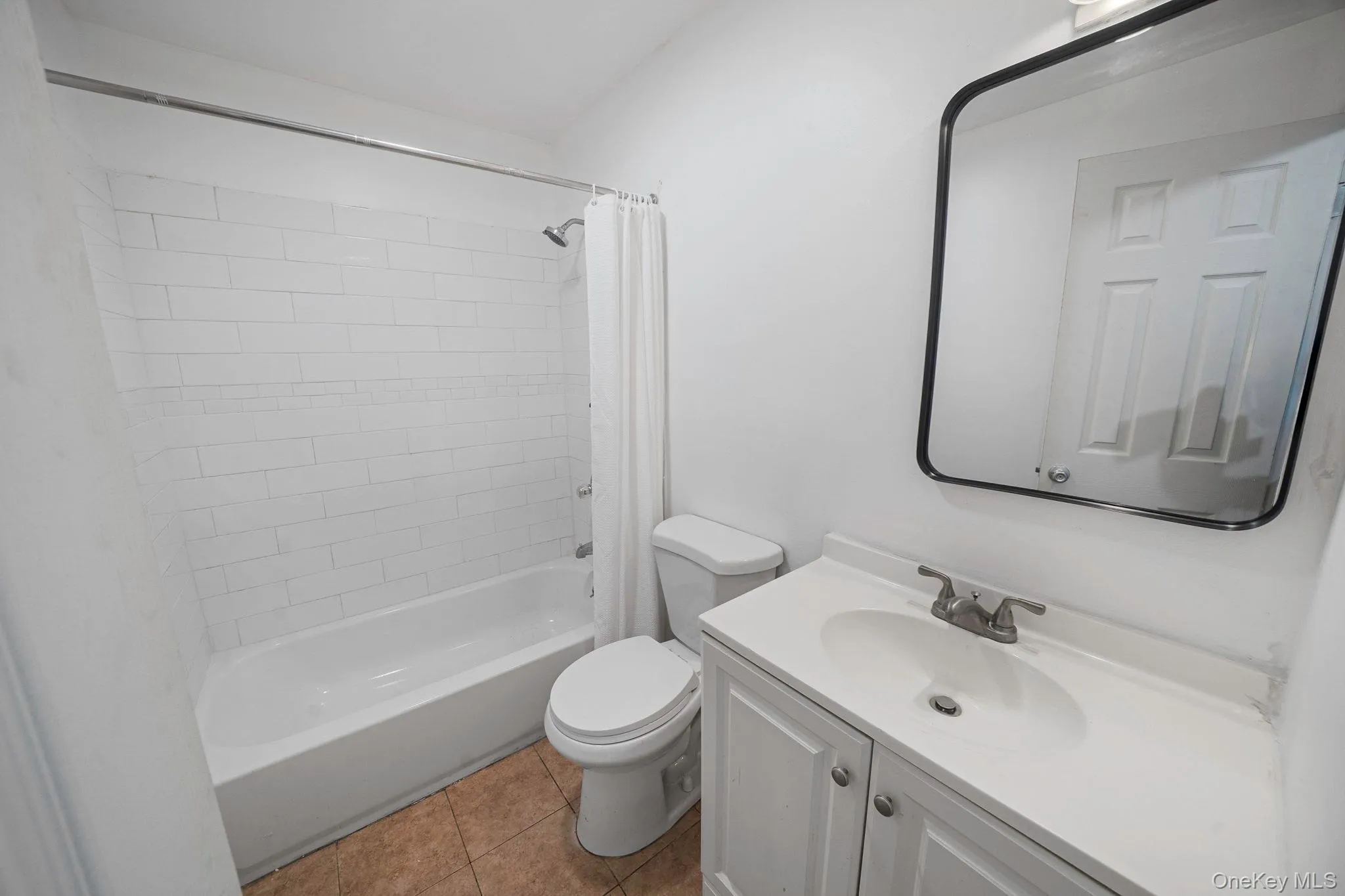 113 Huguenot Drive, Brookhaven, NY, 3 Bedrooms Bedrooms, 5 Rooms Rooms,1 BathroomBathrooms,Residential,For Rent,Huguenot,0,1002362 113 Huguenot Drive, Brookhaven, NY, 3 Bedrooms Bedrooms, 5 Rooms Rooms,1 BathroomBathrooms,Residential,For Rent,Huguenot,0,1002362