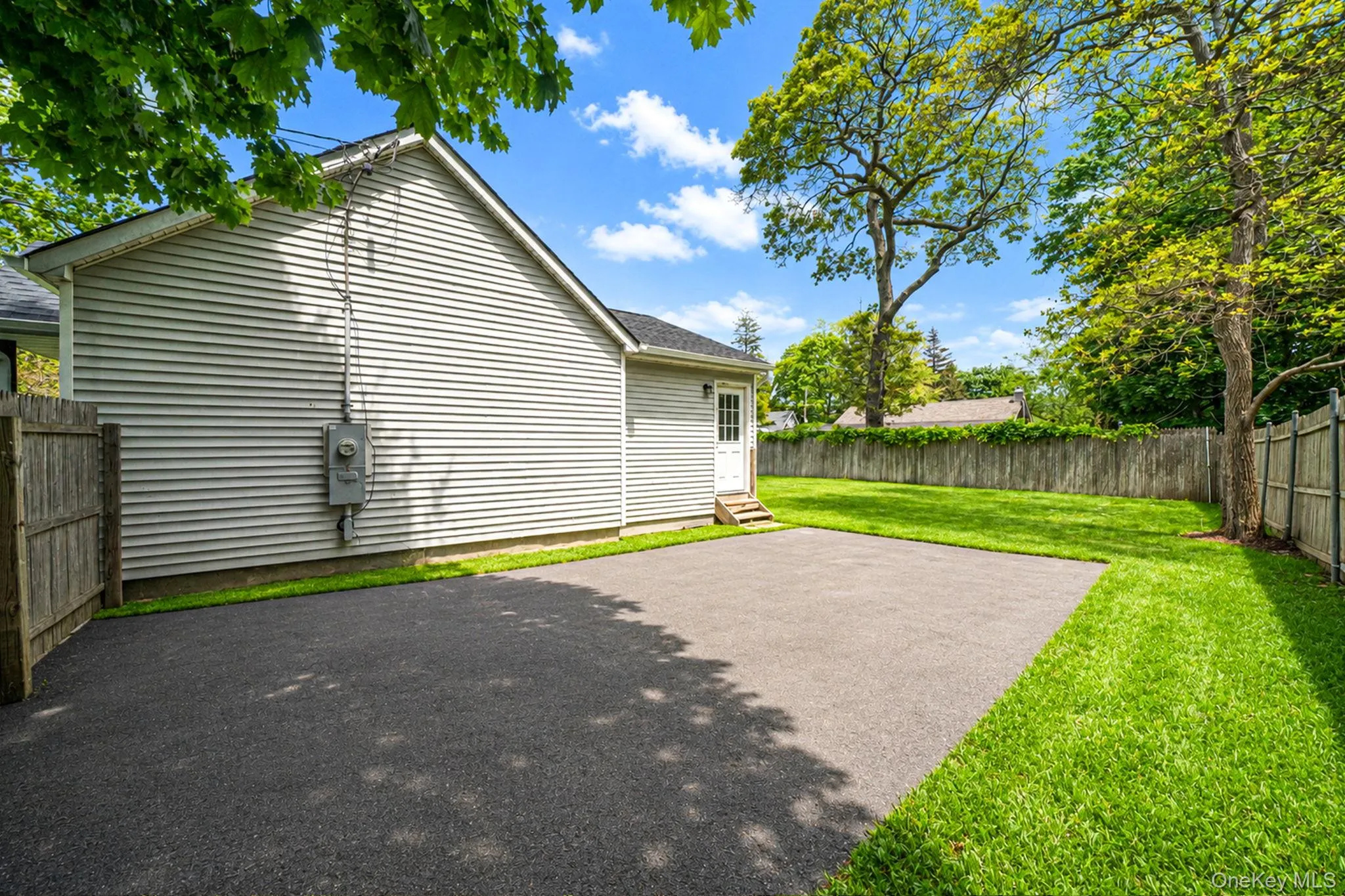 113 Huguenot Drive, Brookhaven, NY, 3 Bedrooms Bedrooms, 5 Rooms Rooms,1 BathroomBathrooms,Residential,For Rent,Huguenot,0,1002362 113 Huguenot Drive, Brookhaven, NY, 3 Bedrooms Bedrooms, 5 Rooms Rooms,1 BathroomBathrooms,Residential,For Rent,Huguenot,0,1002362
