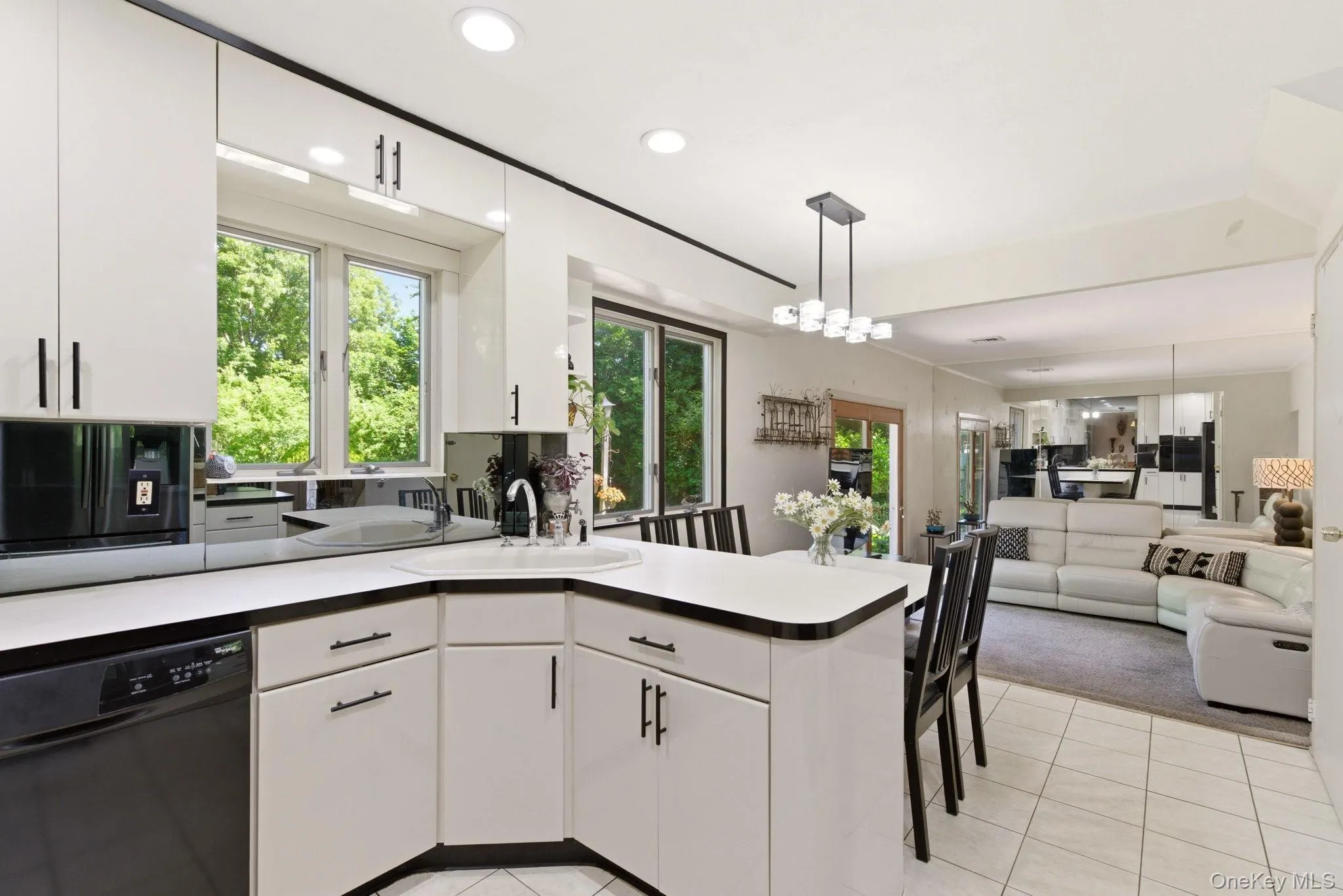 Kitchen into Family Room Kitchen into Family Room