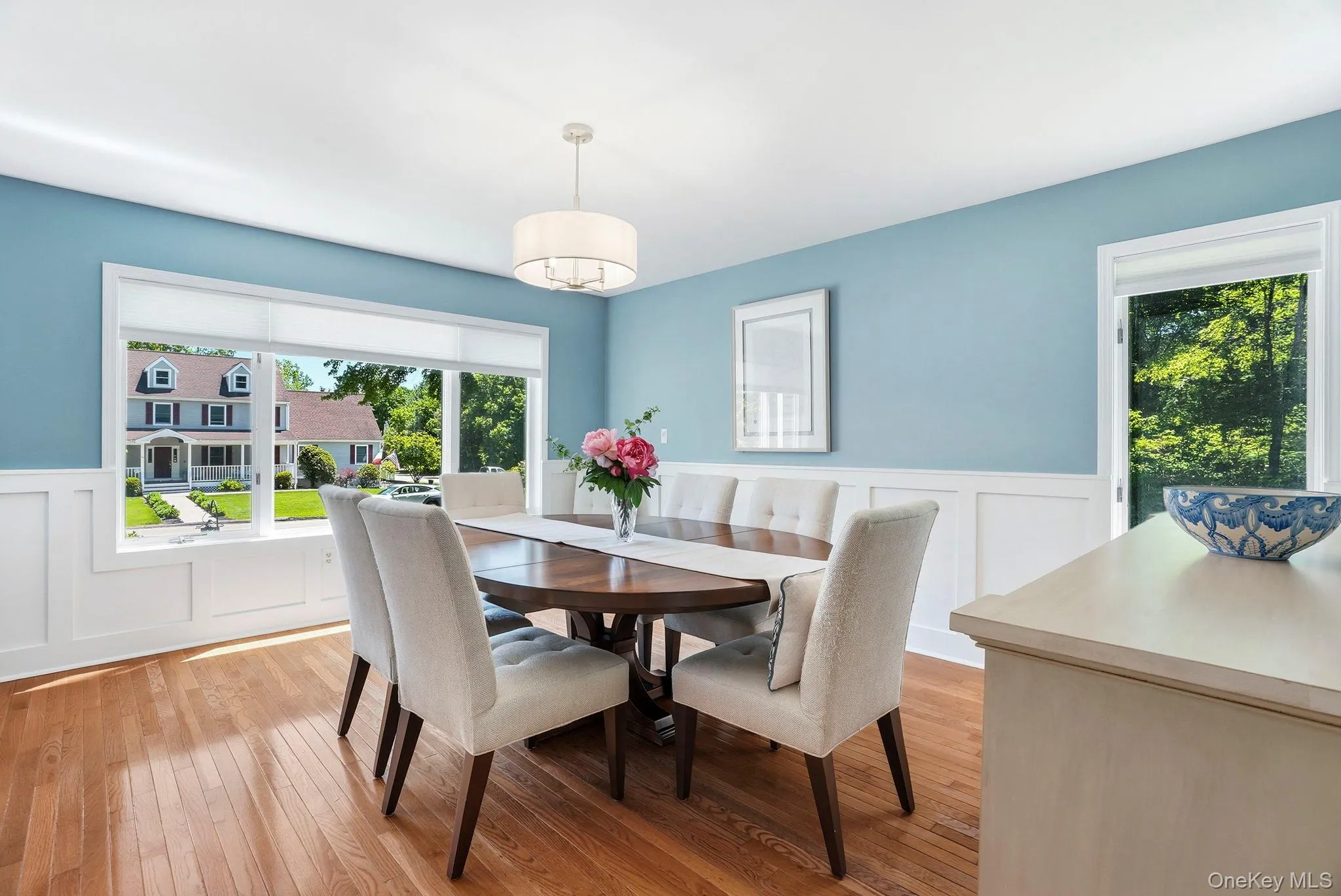To our left is the light and bright dining room. To our left is the light and bright dining room.