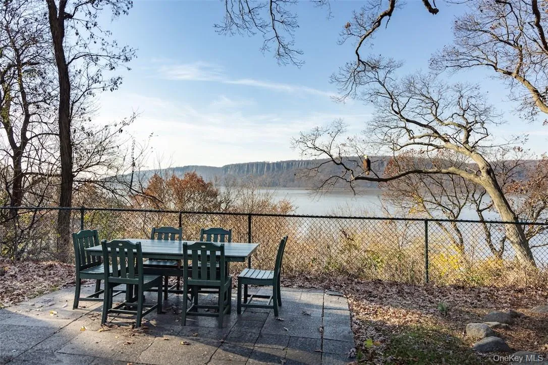 751 Broadway, Greenburgh, NY, 1 Bedroom Bedrooms, 4 Rooms Rooms,1 BathroomBathrooms,Residential,For Rent,Broadway,0,1002370 751 Broadway, Greenburgh, NY, 1 Bedroom Bedrooms, 4 Rooms Rooms,1 BathroomBathrooms,Residential,For Rent,Broadway,0,1002370