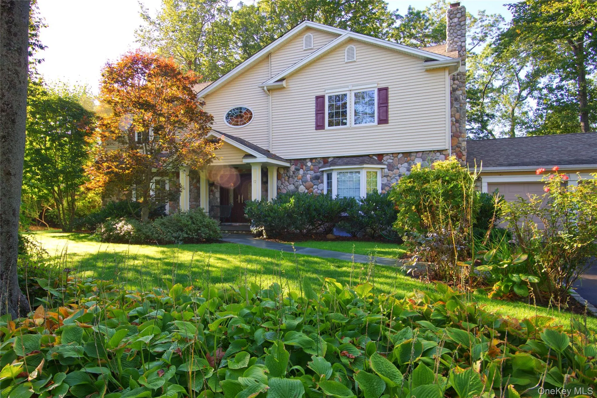12 Avon Lane, North Hempstead, NY, 6 Bedrooms Bedrooms, 10 Rooms Rooms,4 BathroomsBathrooms,Residential,For Rent,Avon,0,1002375 12 Avon Lane, North Hempstead, NY, 6 Bedrooms Bedrooms, 10 Rooms Rooms,4 BathroomsBathrooms,Residential,For Rent,Avon,0,1002375