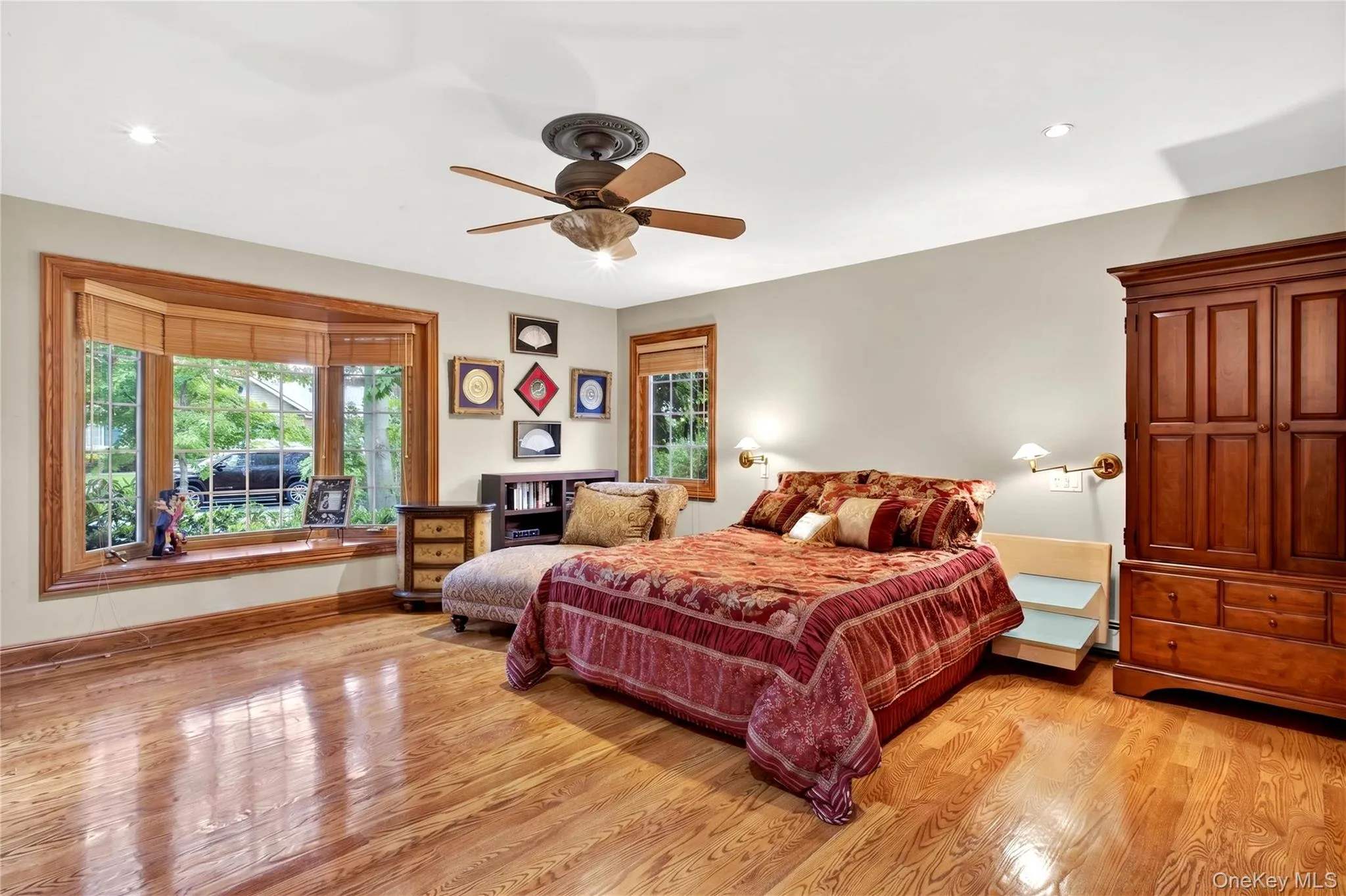 12 Avon Lane, North Hempstead, NY, 6 Bedrooms Bedrooms, 10 Rooms Rooms,4 BathroomsBathrooms,Residential,For Rent,Avon,0,1002375 12 Avon Lane, North Hempstead, NY, 6 Bedrooms Bedrooms, 10 Rooms Rooms,4 BathroomsBathrooms,Residential,For Rent,Avon,0,1002375