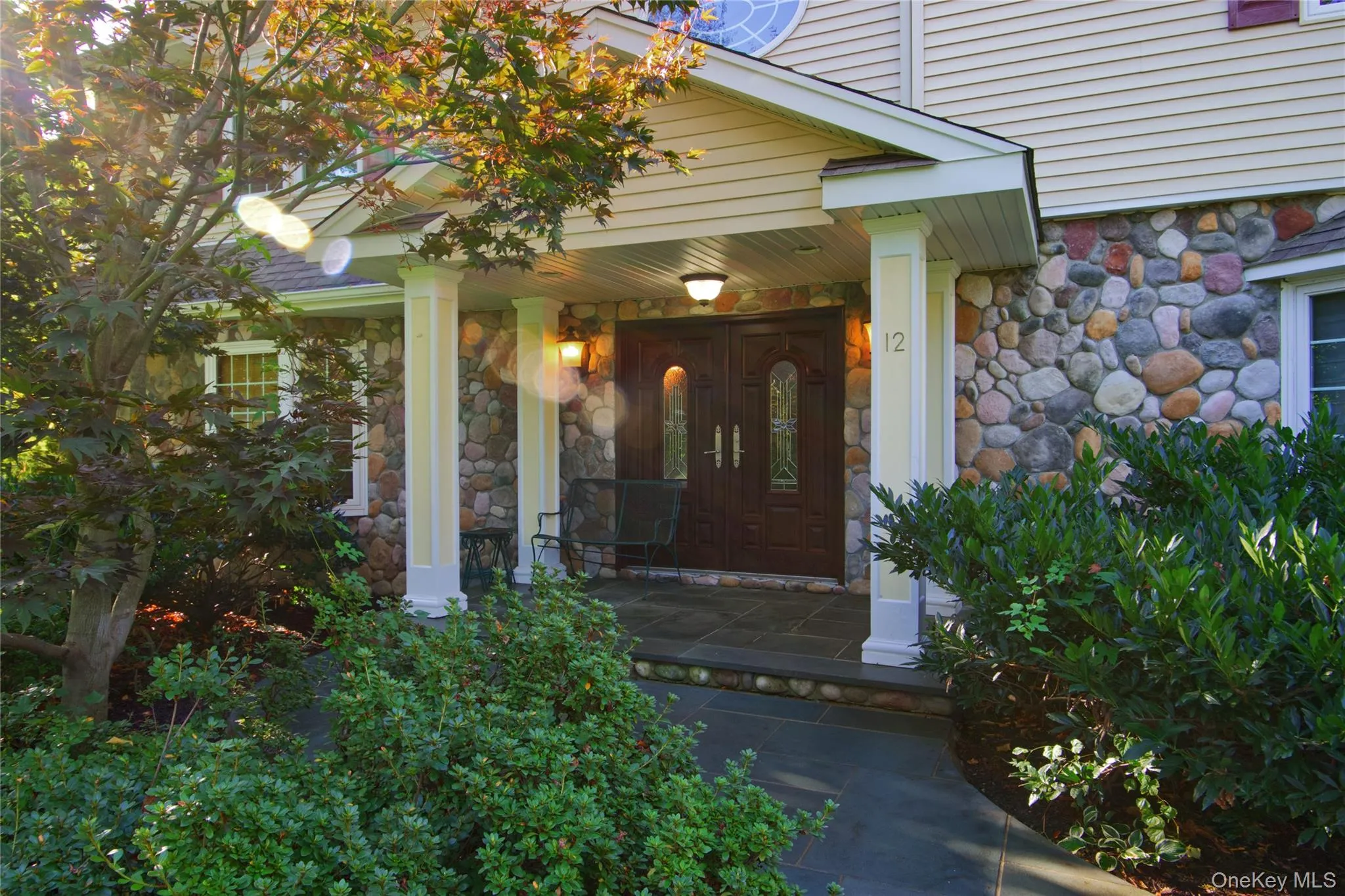 12 Avon Lane, North Hempstead, NY, 6 Bedrooms Bedrooms, 10 Rooms Rooms,4 BathroomsBathrooms,Residential,For Rent,Avon,0,1002375 12 Avon Lane, North Hempstead, NY, 6 Bedrooms Bedrooms, 10 Rooms Rooms,4 BathroomsBathrooms,Residential,For Rent,Avon,0,1002375