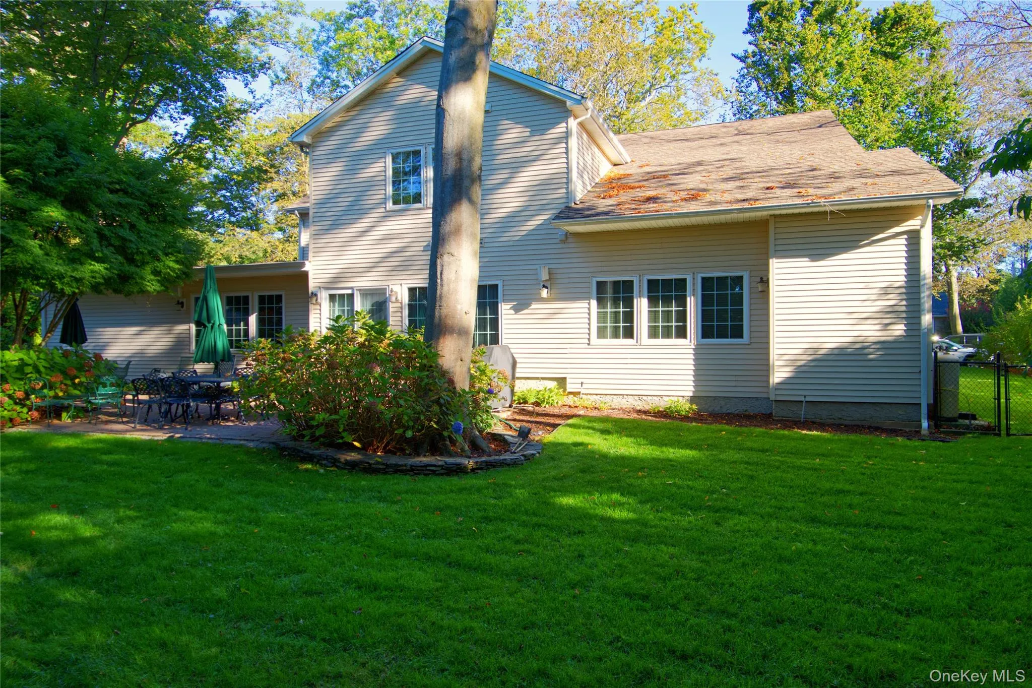12 Avon Lane, North Hempstead, NY, 6 Bedrooms Bedrooms, 10 Rooms Rooms,4 BathroomsBathrooms,Residential,For Rent,Avon,0,1002375 12 Avon Lane, North Hempstead, NY, 6 Bedrooms Bedrooms, 10 Rooms Rooms,4 BathroomsBathrooms,Residential,For Rent,Avon,0,1002375