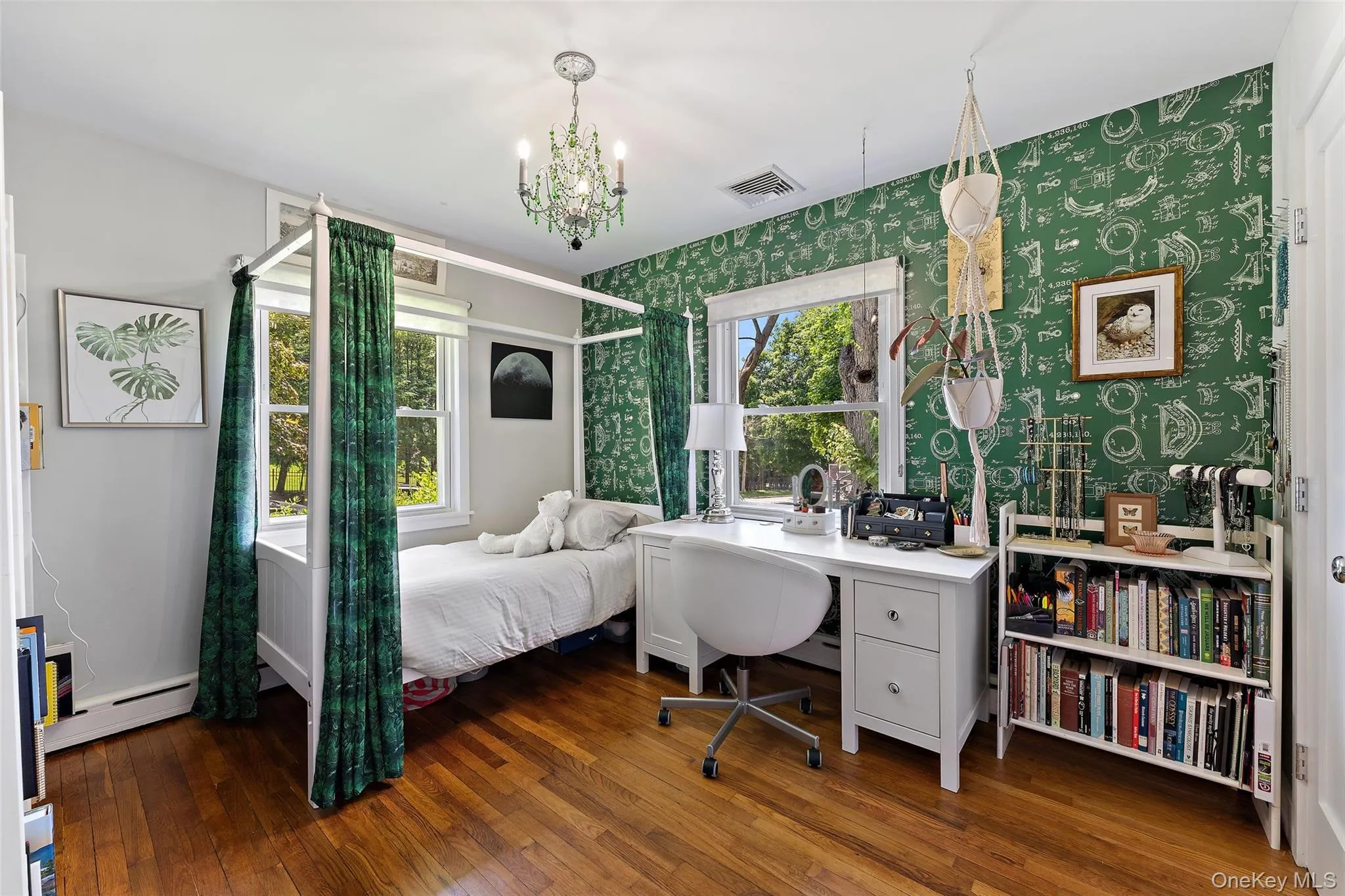 57 Riverview Road, Greenburgh, NY, 3 Bedrooms Bedrooms, 8 Rooms Rooms,3 BathroomsBathrooms,Residential,For Rent,Riverview,0,1002379 57 Riverview Road, Greenburgh, NY, 3 Bedrooms Bedrooms, 8 Rooms Rooms,3 BathroomsBathrooms,Residential,For Rent,Riverview,0,1002379