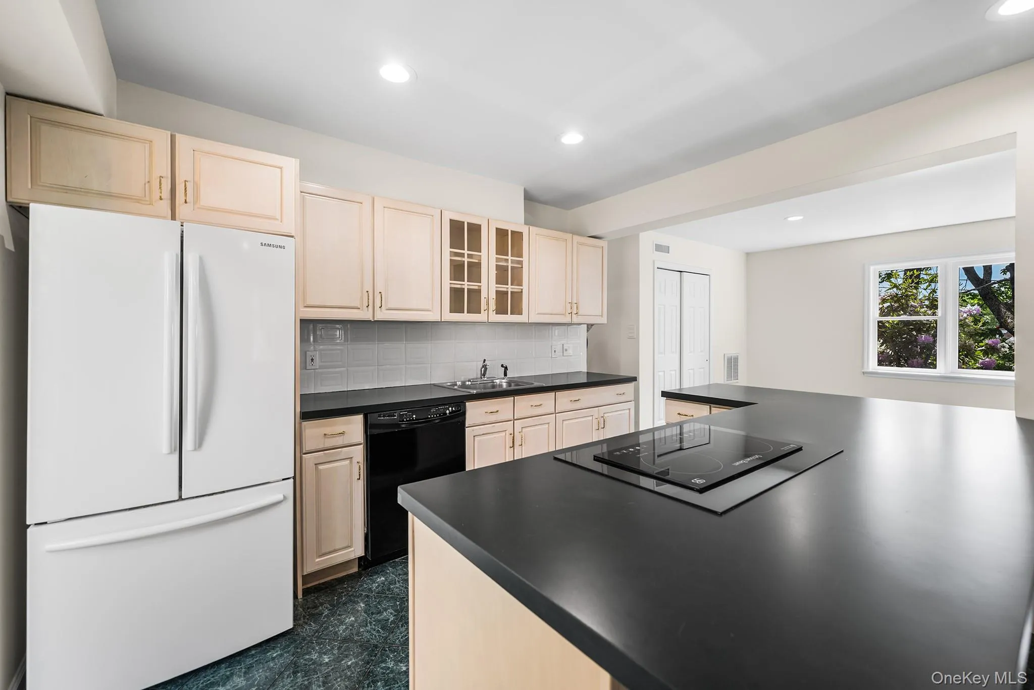 110 Franklin Avenue, Mount Pleasant, NY, 5 Bedrooms Bedrooms, 11 Rooms Rooms,2 BathroomsBathrooms,Residential,For Rent,Franklin,0,1002380 110 Franklin Avenue, Mount Pleasant, NY, 5 Bedrooms Bedrooms, 11 Rooms Rooms,2 BathroomsBathrooms,Residential,For Rent,Franklin,0,1002380
