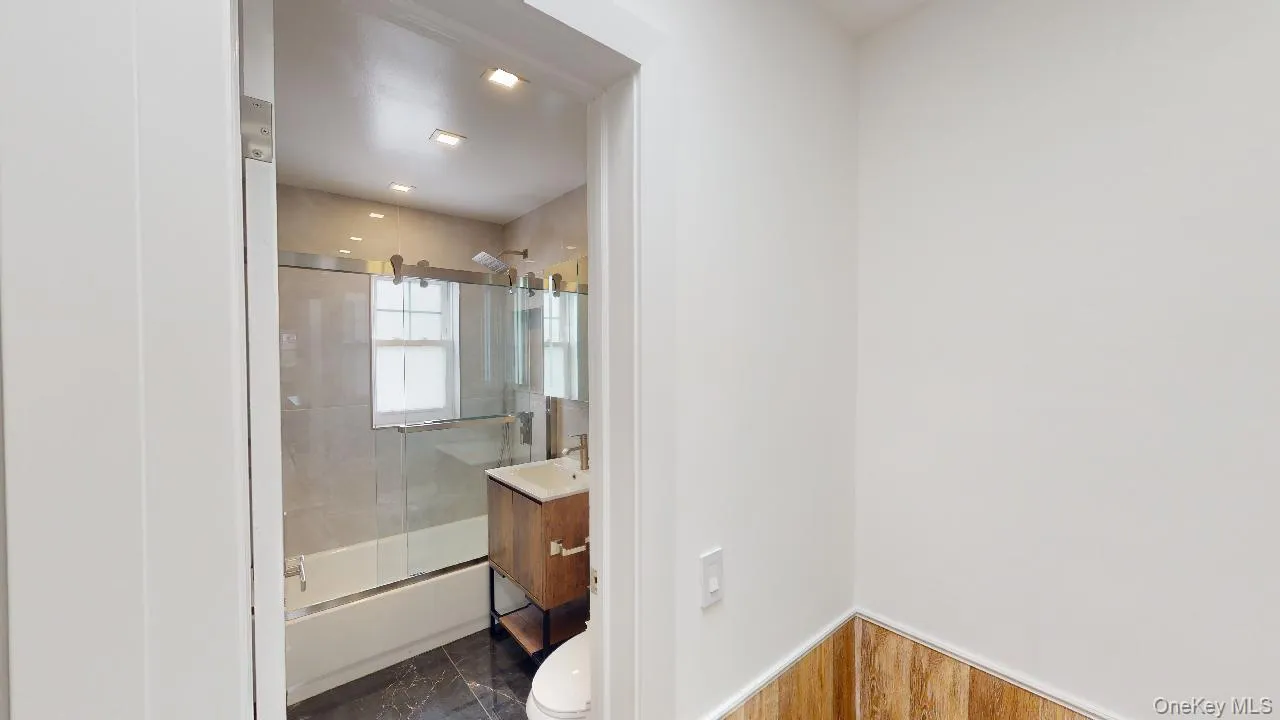 85-13 68th Avenue, New York, NY, 2 Bedrooms Bedrooms, 4 Rooms Rooms,1 BathroomBathrooms,Residential Lease,For Rent,68th,0,1002389 85-13 68th Avenue, New York, NY, 2 Bedrooms Bedrooms, 4 Rooms Rooms,1 BathroomBathrooms,Residential Lease,For Rent,68th,0,1002389